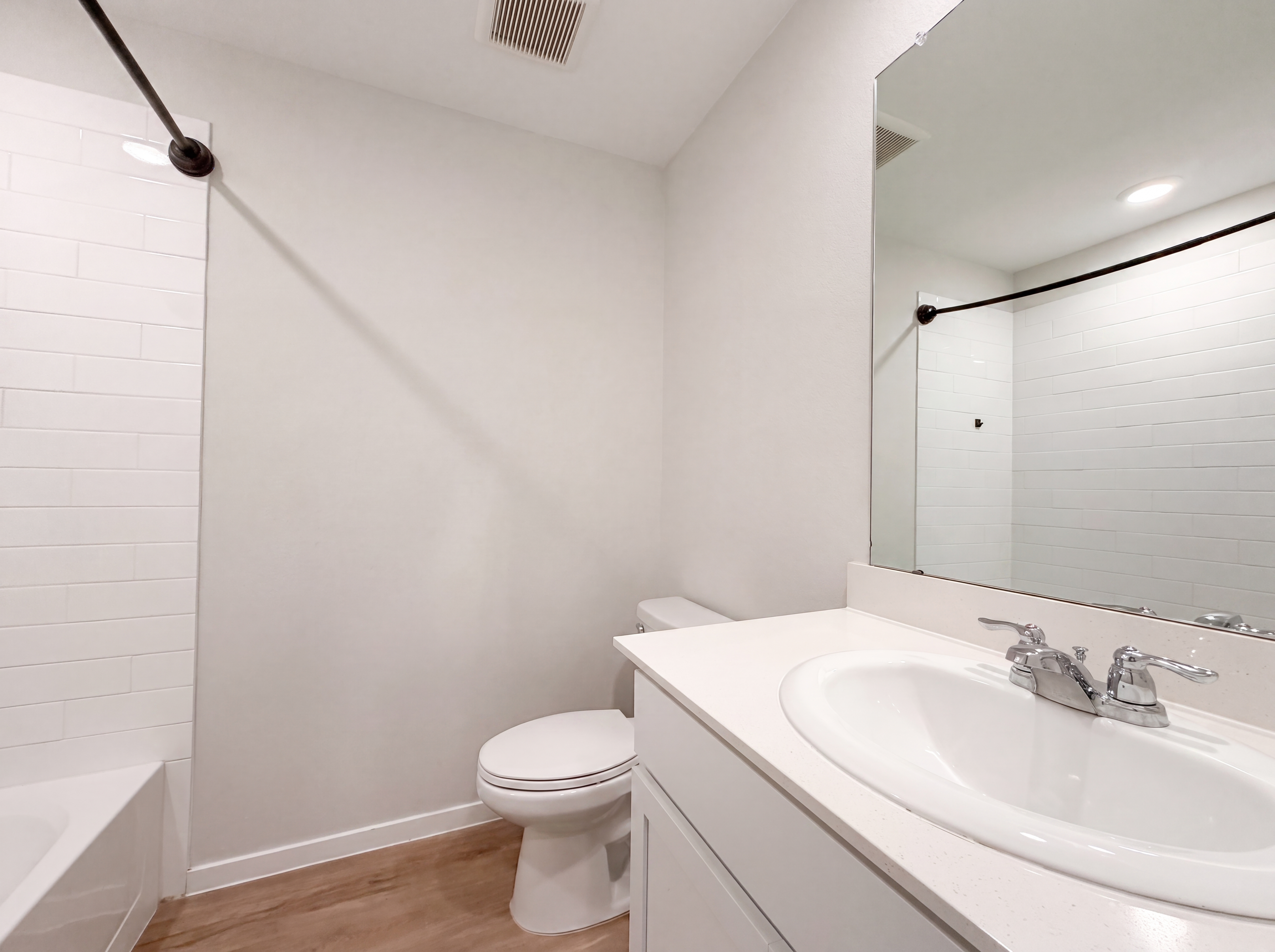 Photo 12 of 17 of 5118 Sunvalley Bend Dr, Katy, TX