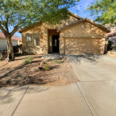 Property photo 1 of 18184 W Desert Blossom Dr
