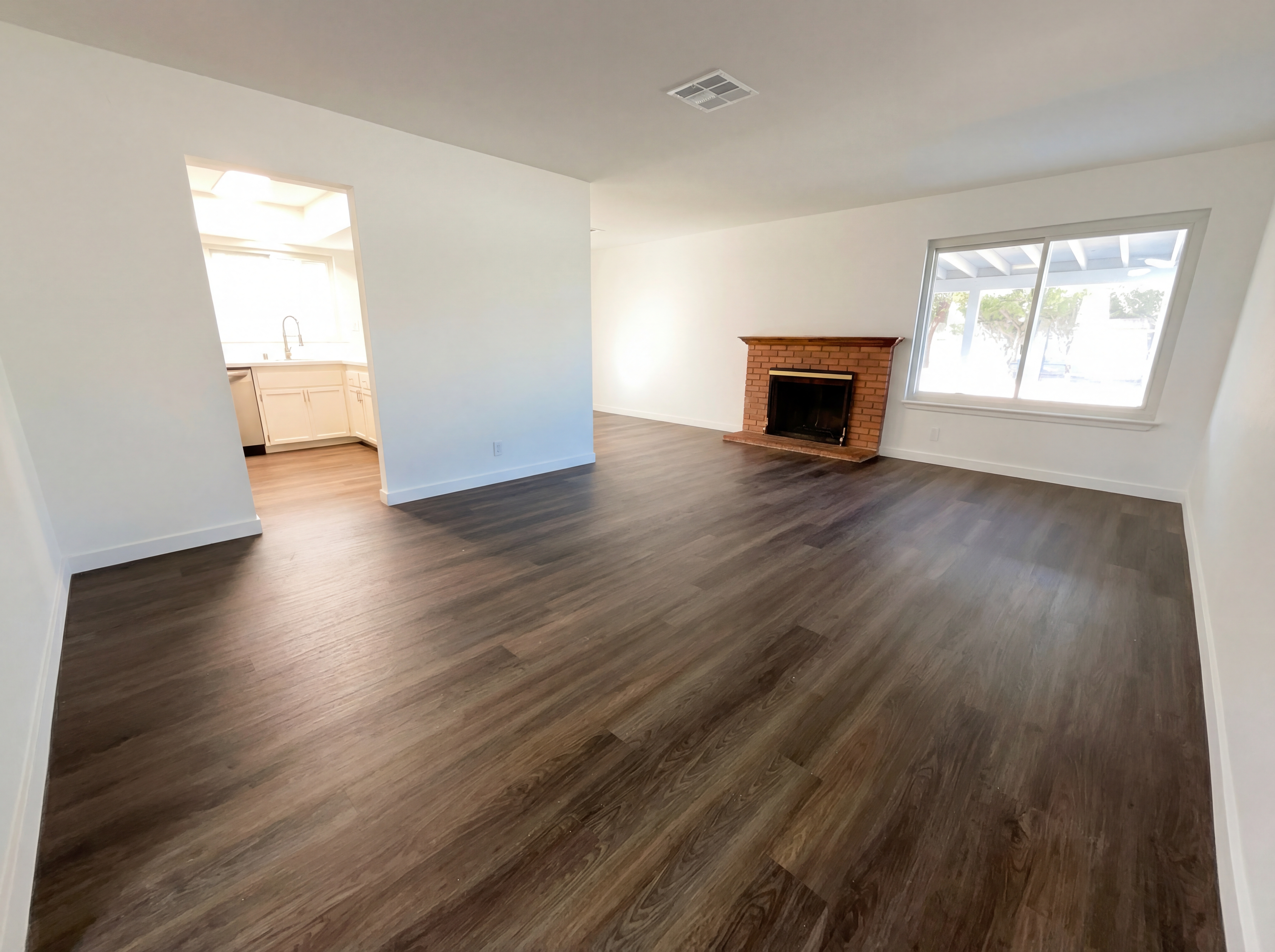Photo 3 of 25 of 6478 Creston Ave, Las Vegas, NV