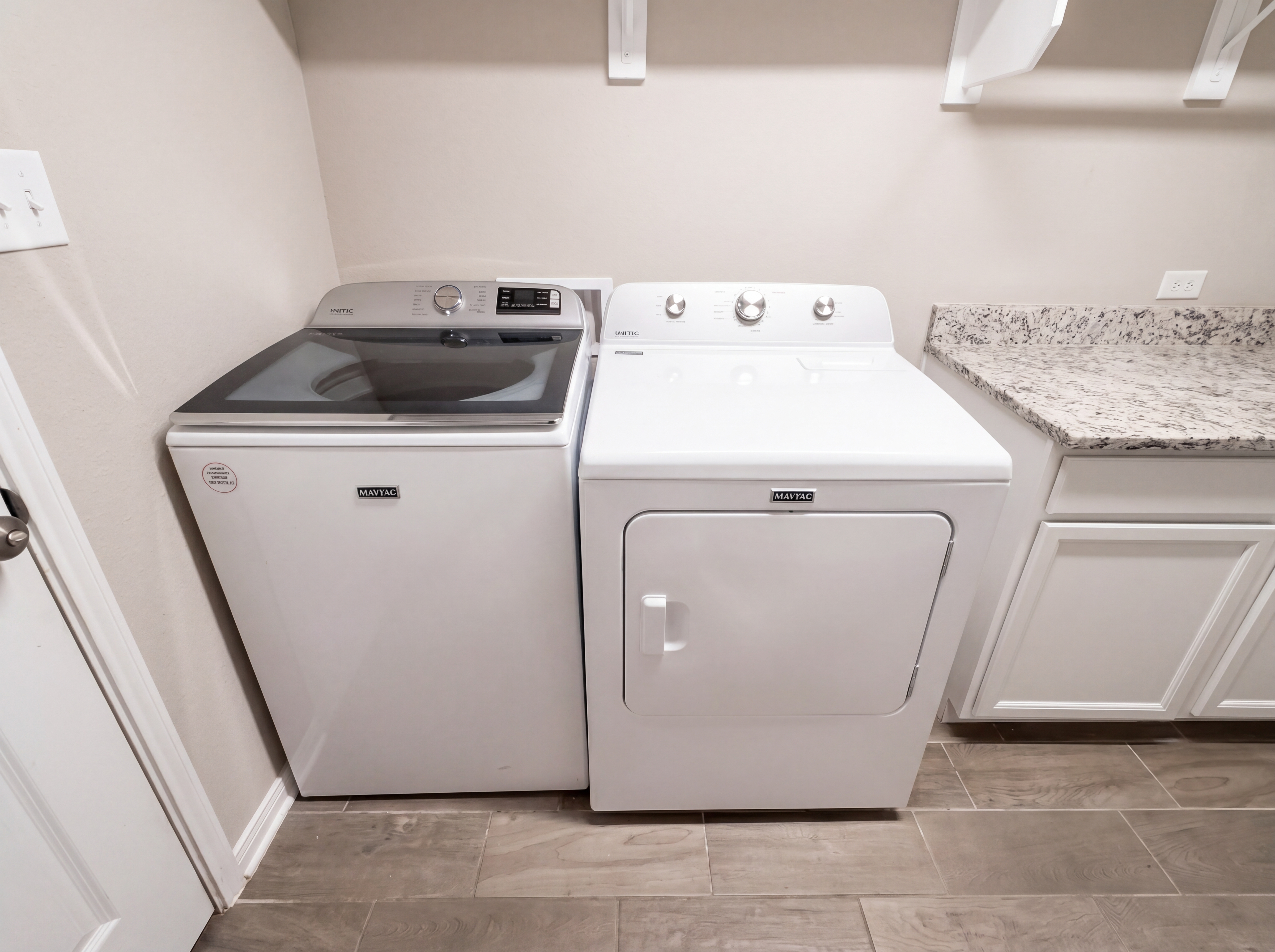 Photo 15 of 27 of 2132 Markley Dr, Bryan, TX