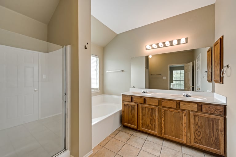 Photo 20 of 27 - 6808 Oak Falls Dr, McKinney, TX 75070