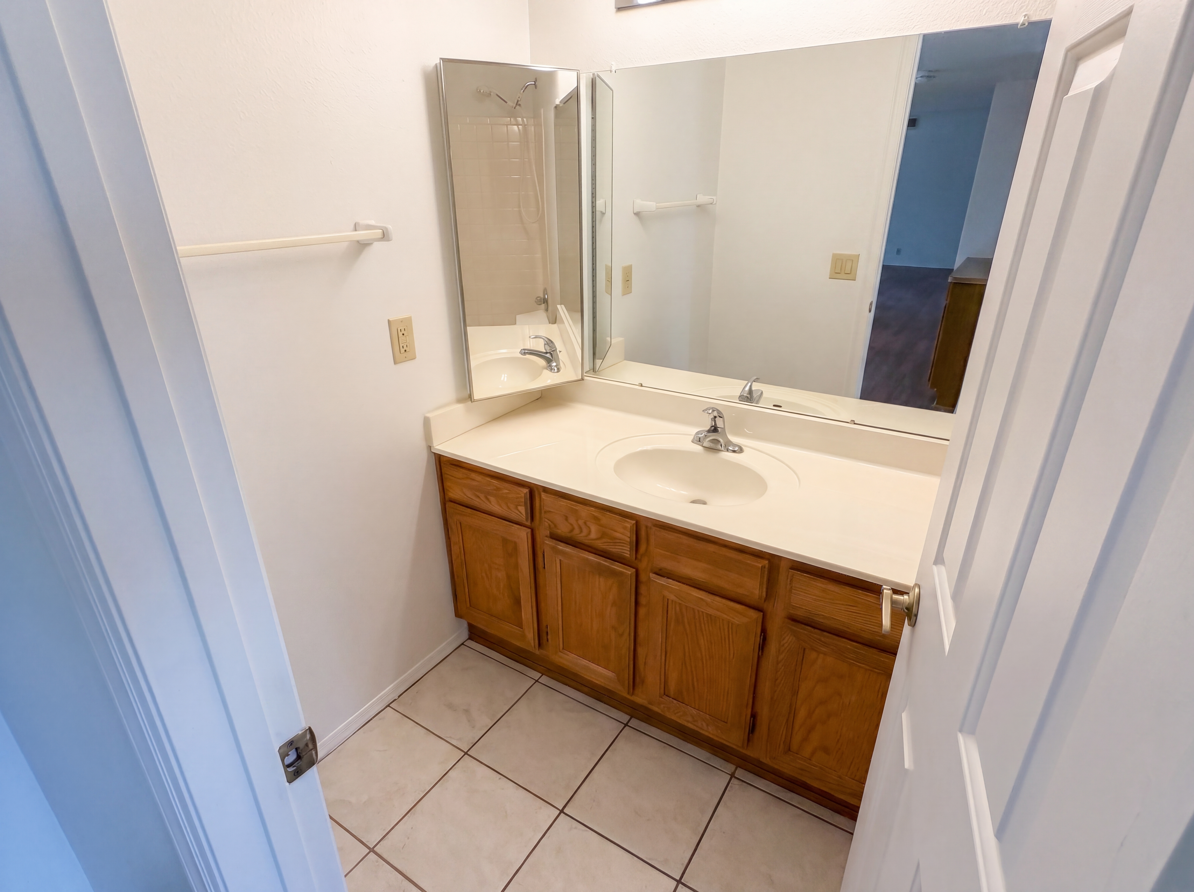 Photo 14 of 26 of 9207 W Kerry Ln, Peoria, AZ