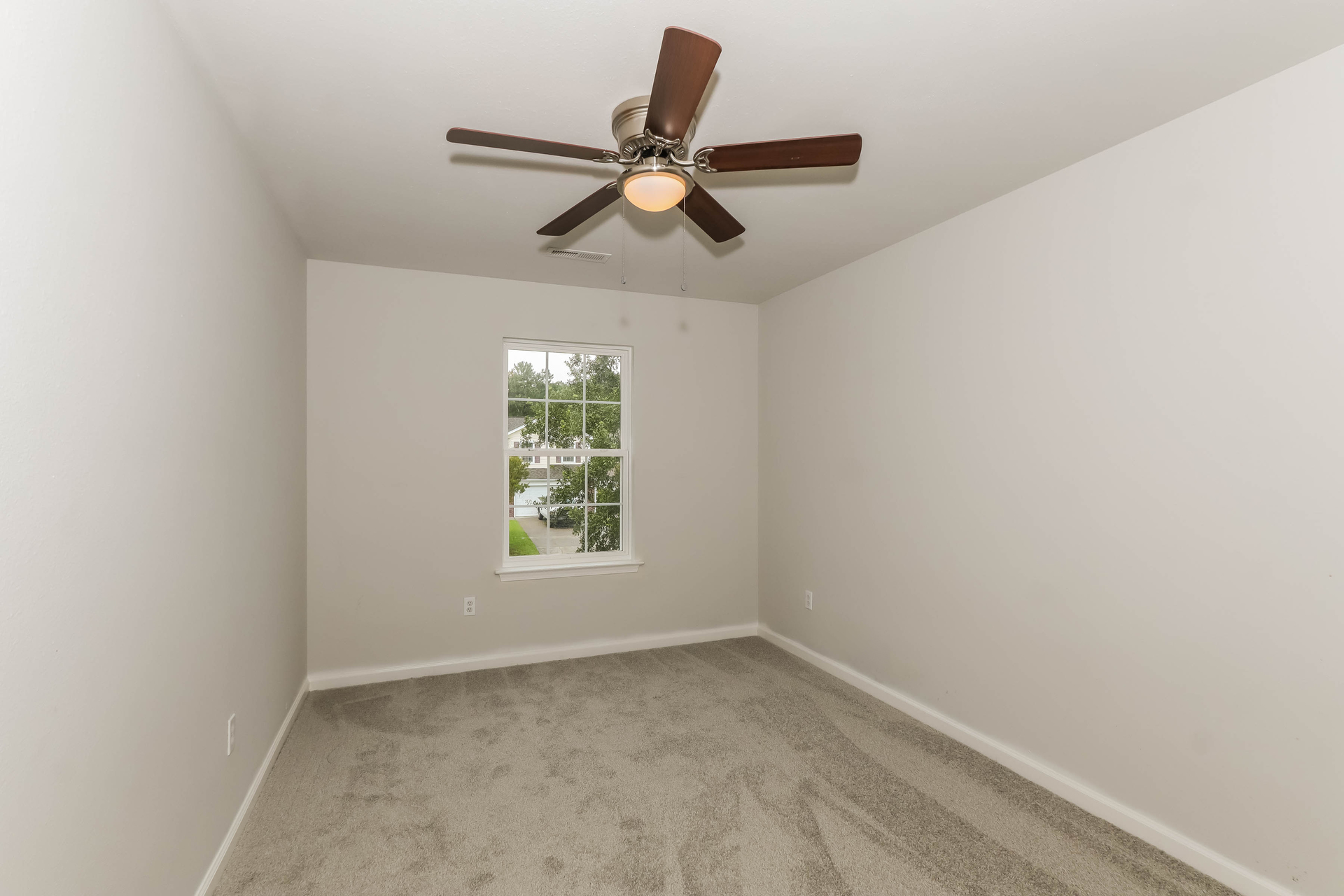 Photo 15 of 22 of 7044 Birnamwood Ct, Myrtle Beach, SC