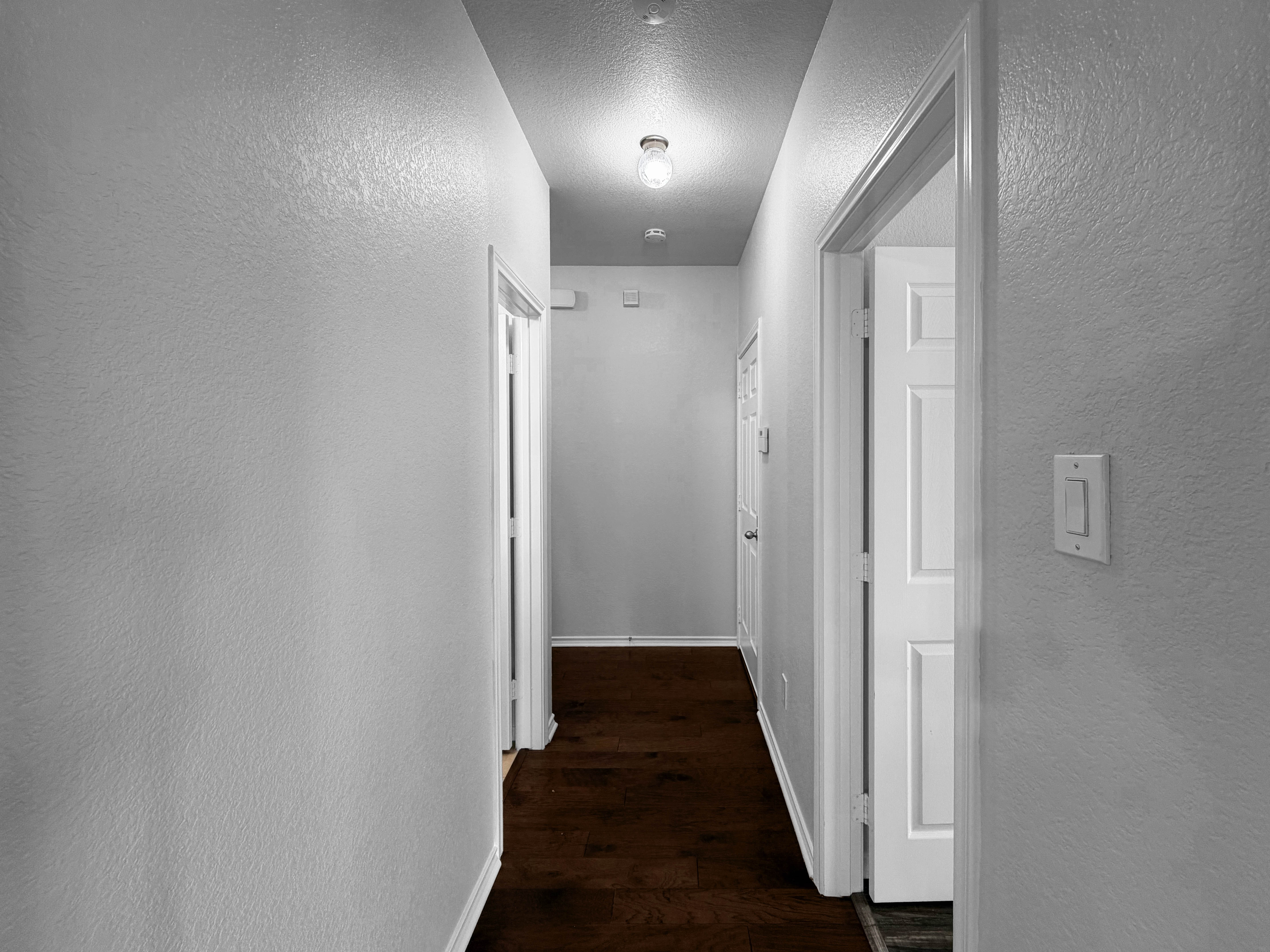 Photo 10 of 21 of 10036 Red Bluff Ln, Fort Worth, TX