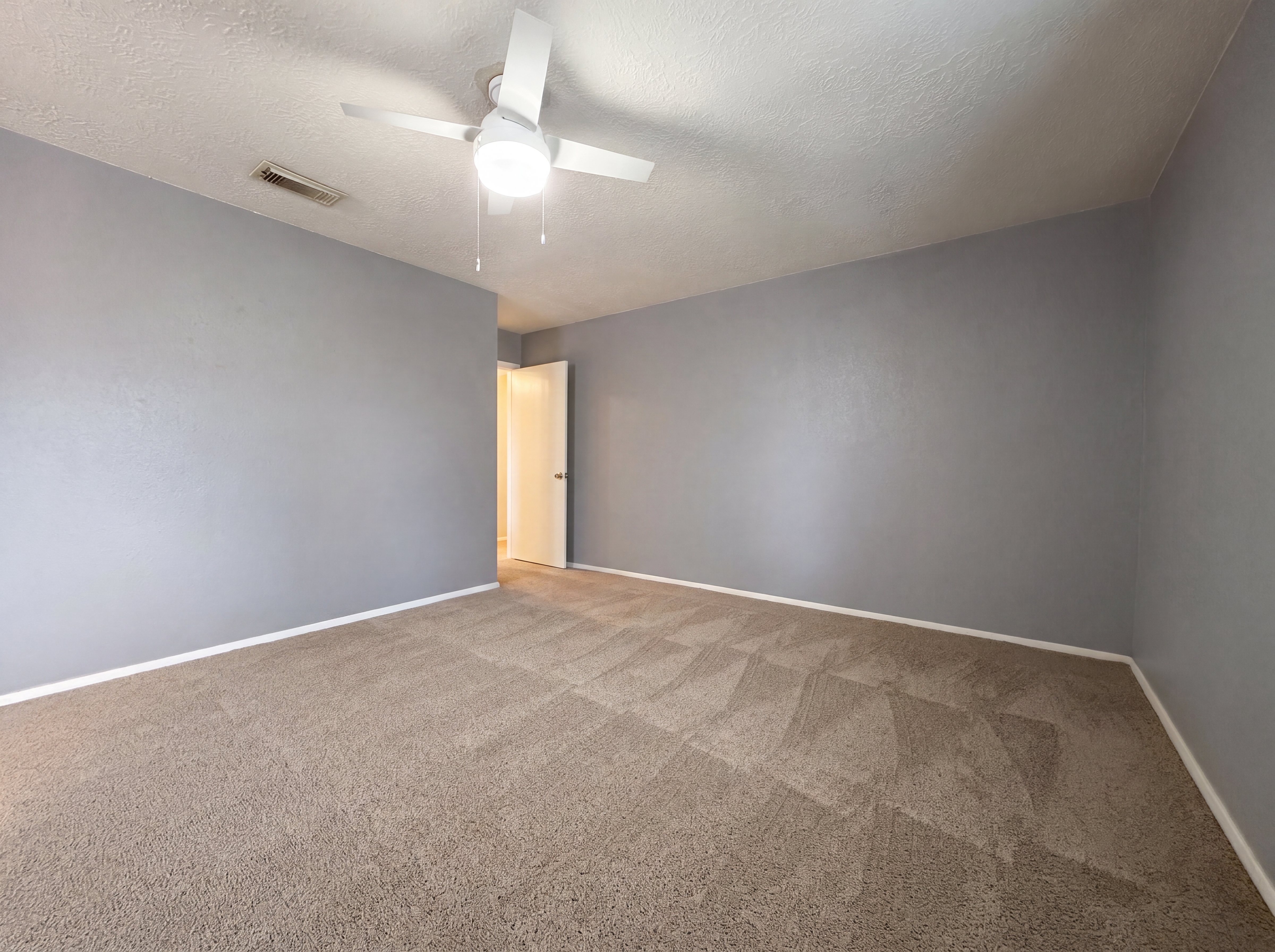 Photo 10 of 17 of 6710 Renfro Dr, Richmond, TX