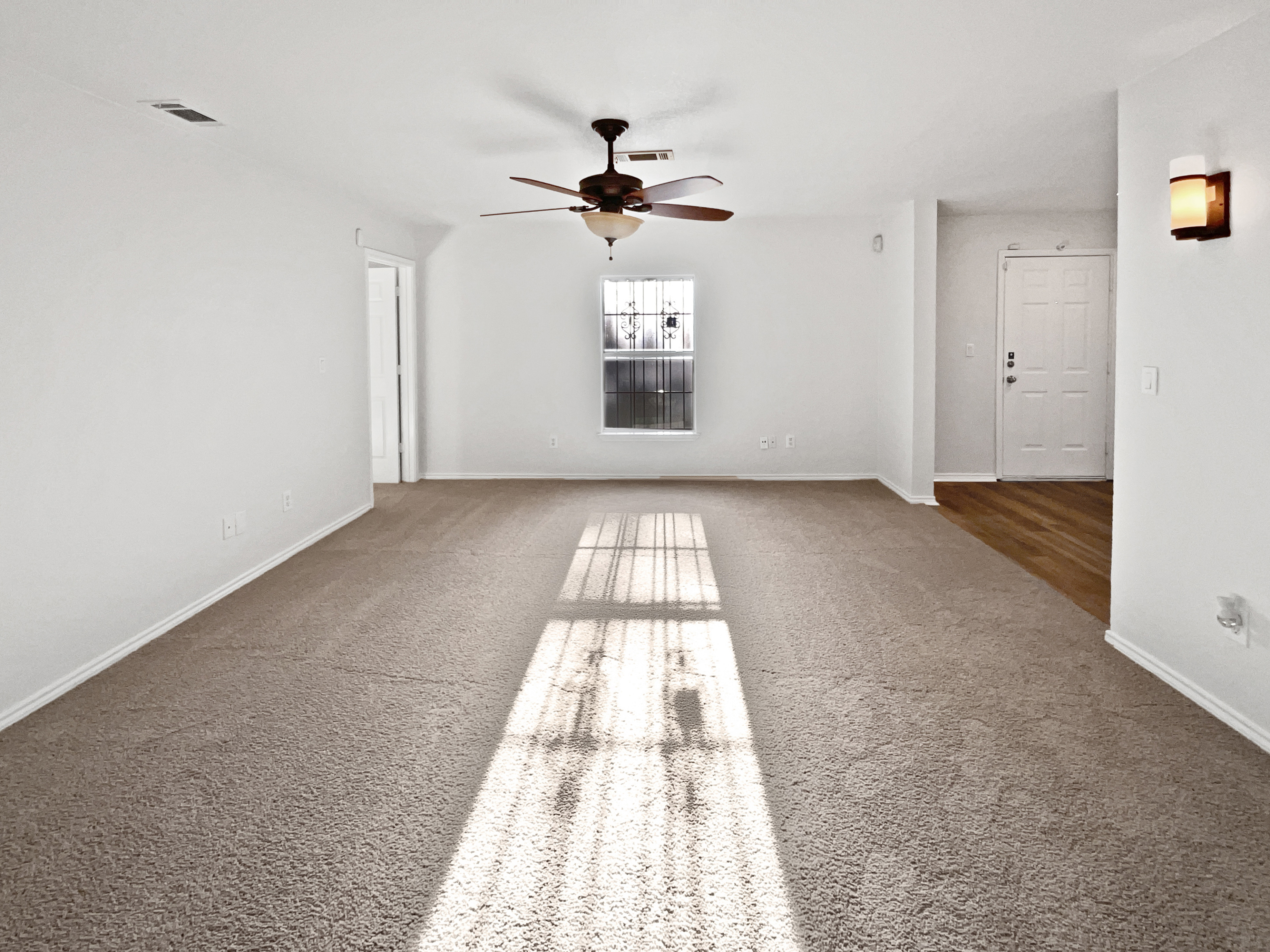 Photo 4 of 16 of 4346 Hamilton Ave, Dallas, TX