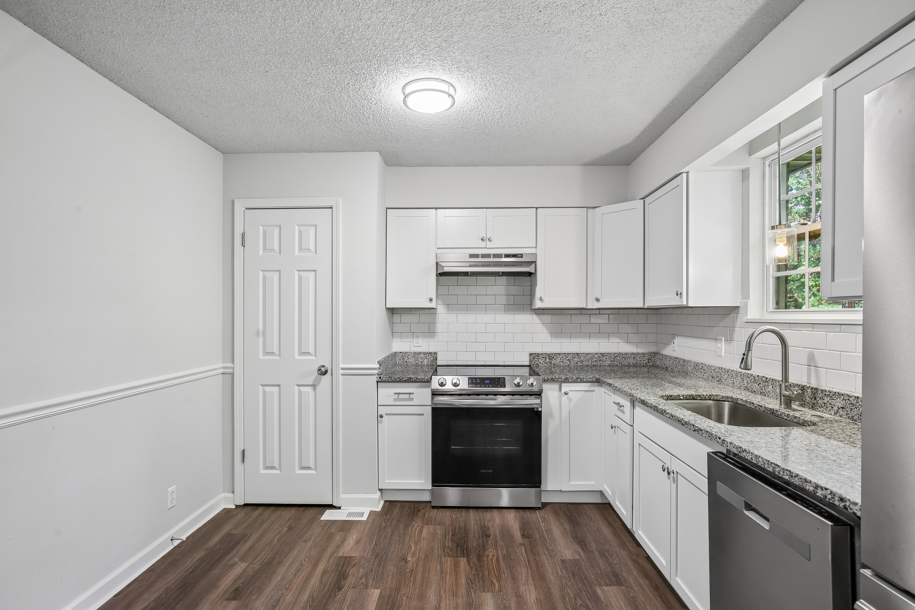 Photo 36 of 79 of 5148 Roxborough Dr, Hermitage, TN