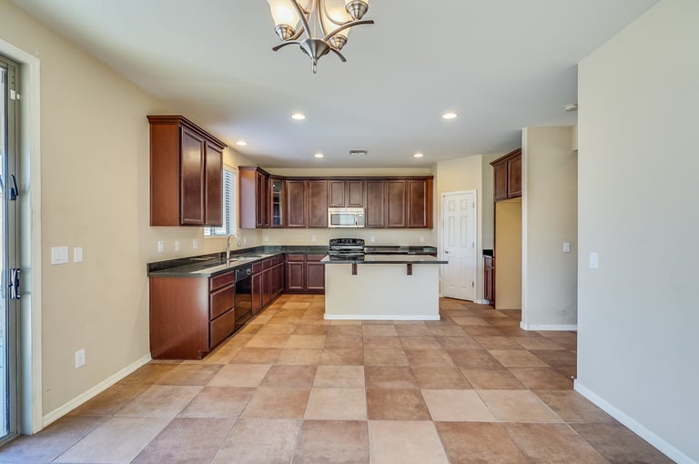 Photo 9 of 22 - 2344 W Melody Dr, Phoenix, AZ 85041