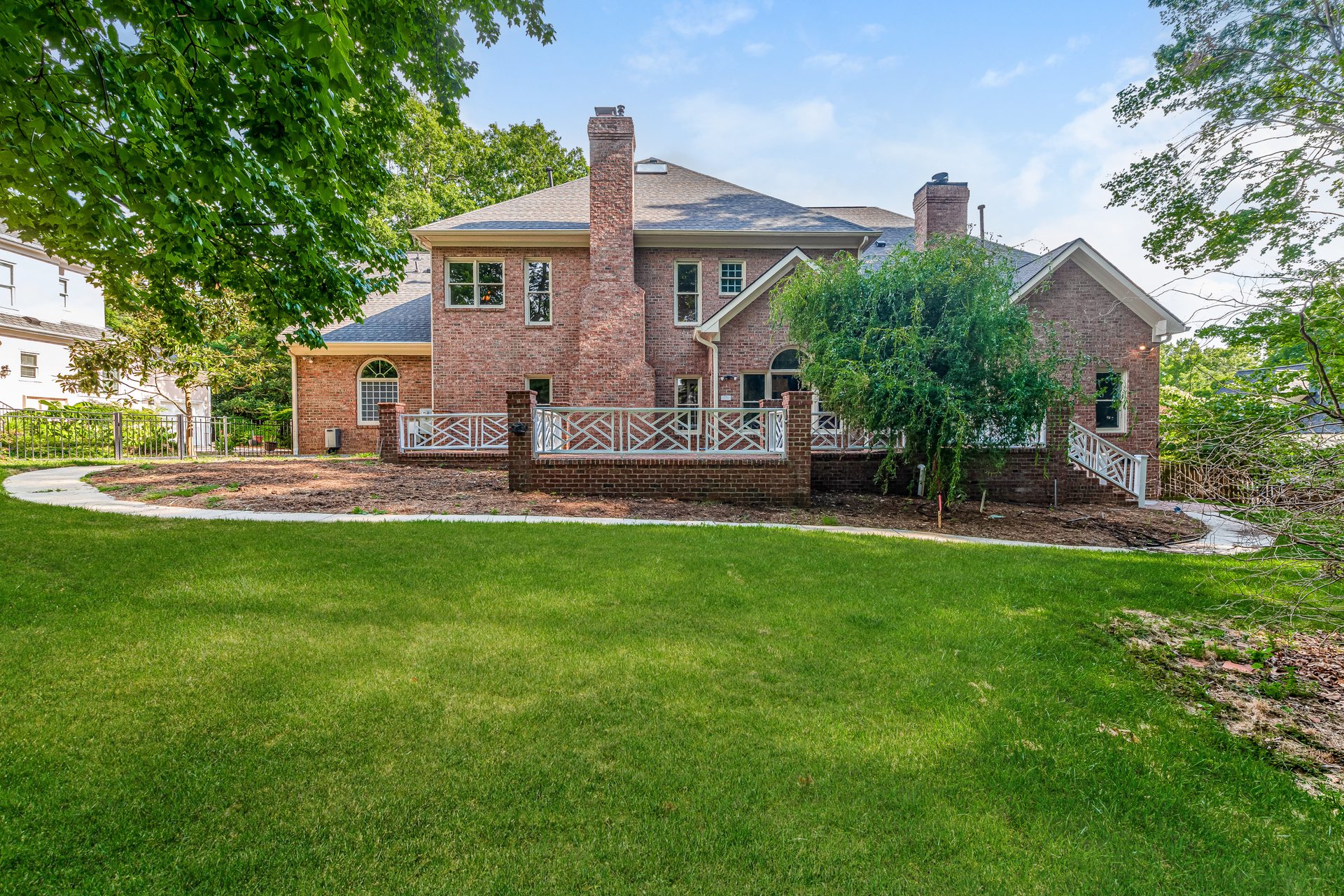 Photo 4 of 25 of 302 Versailles Dr, Cary, NC