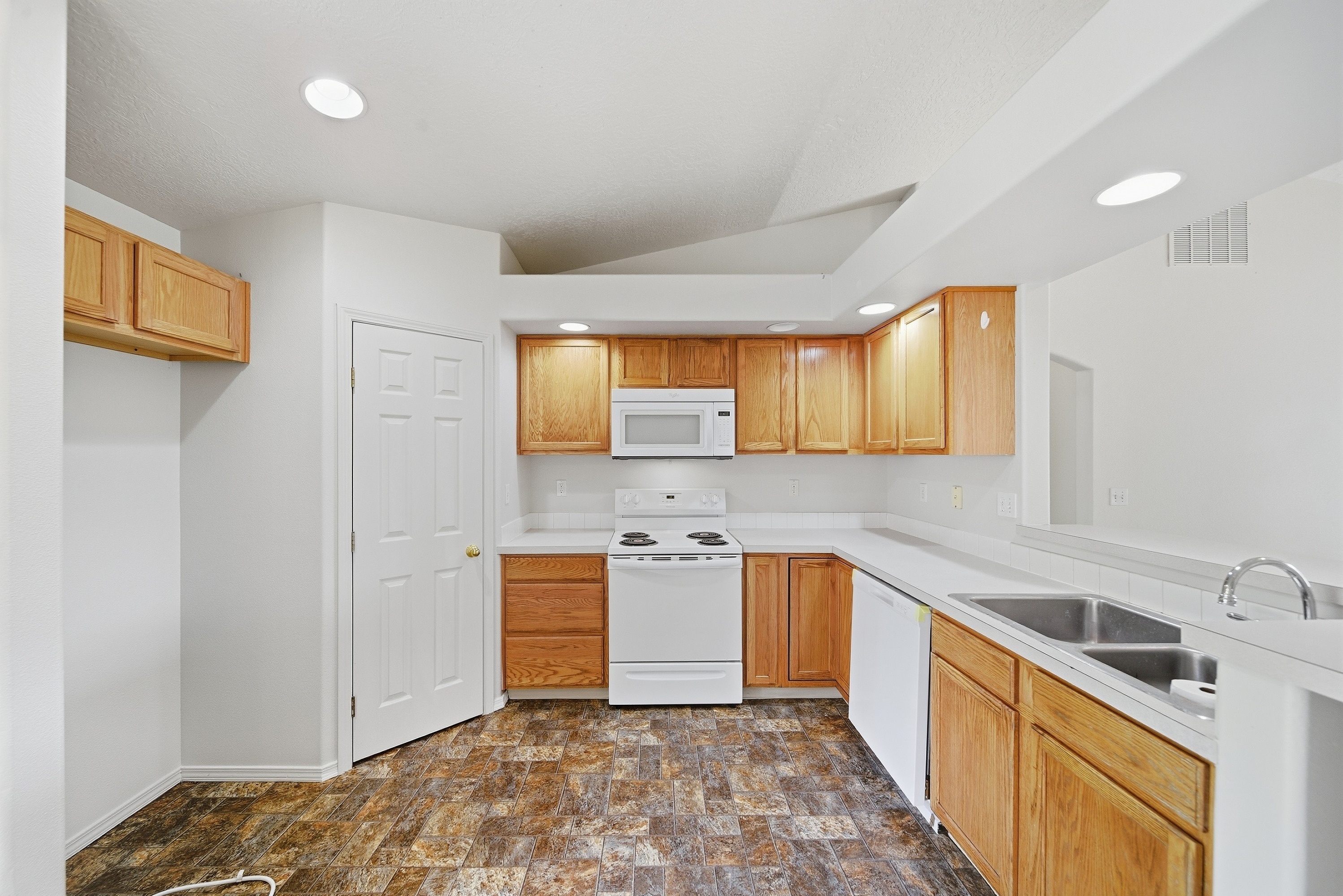 Photo 2 of 27 of 12522 W Camas Dr, Boise, ID
