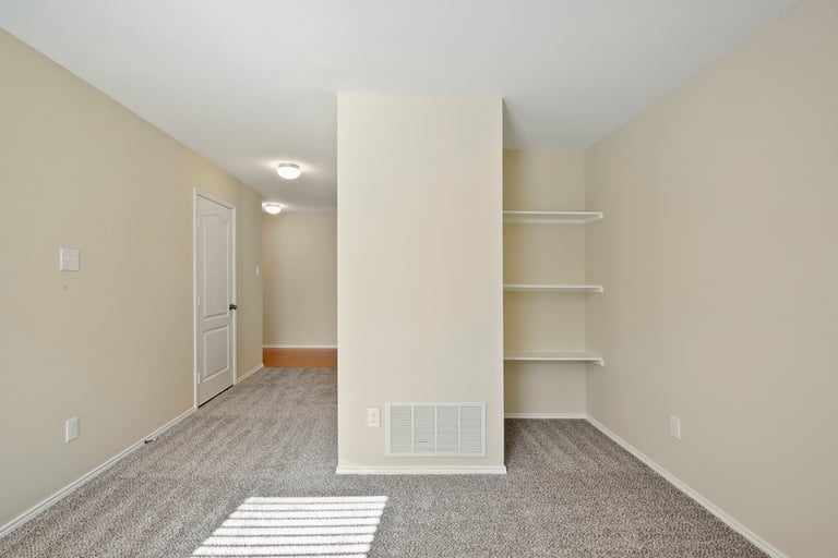 Photo 13 of 26 - 6008 Saddle Flap Dr, Fort Worth, TX 76179