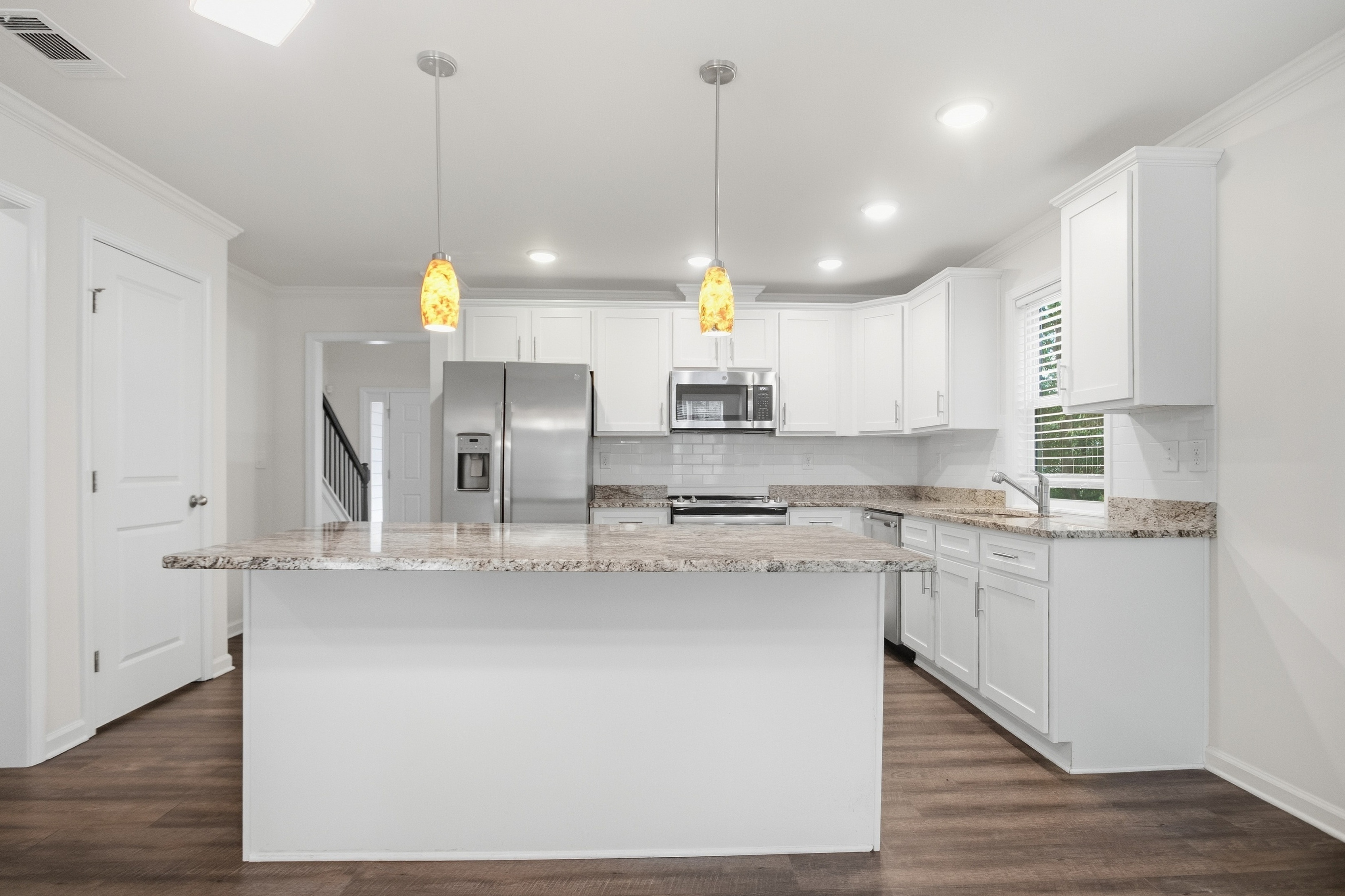Photo 3 of 67 of 2878 Oak Springs Dr, Statham, GA