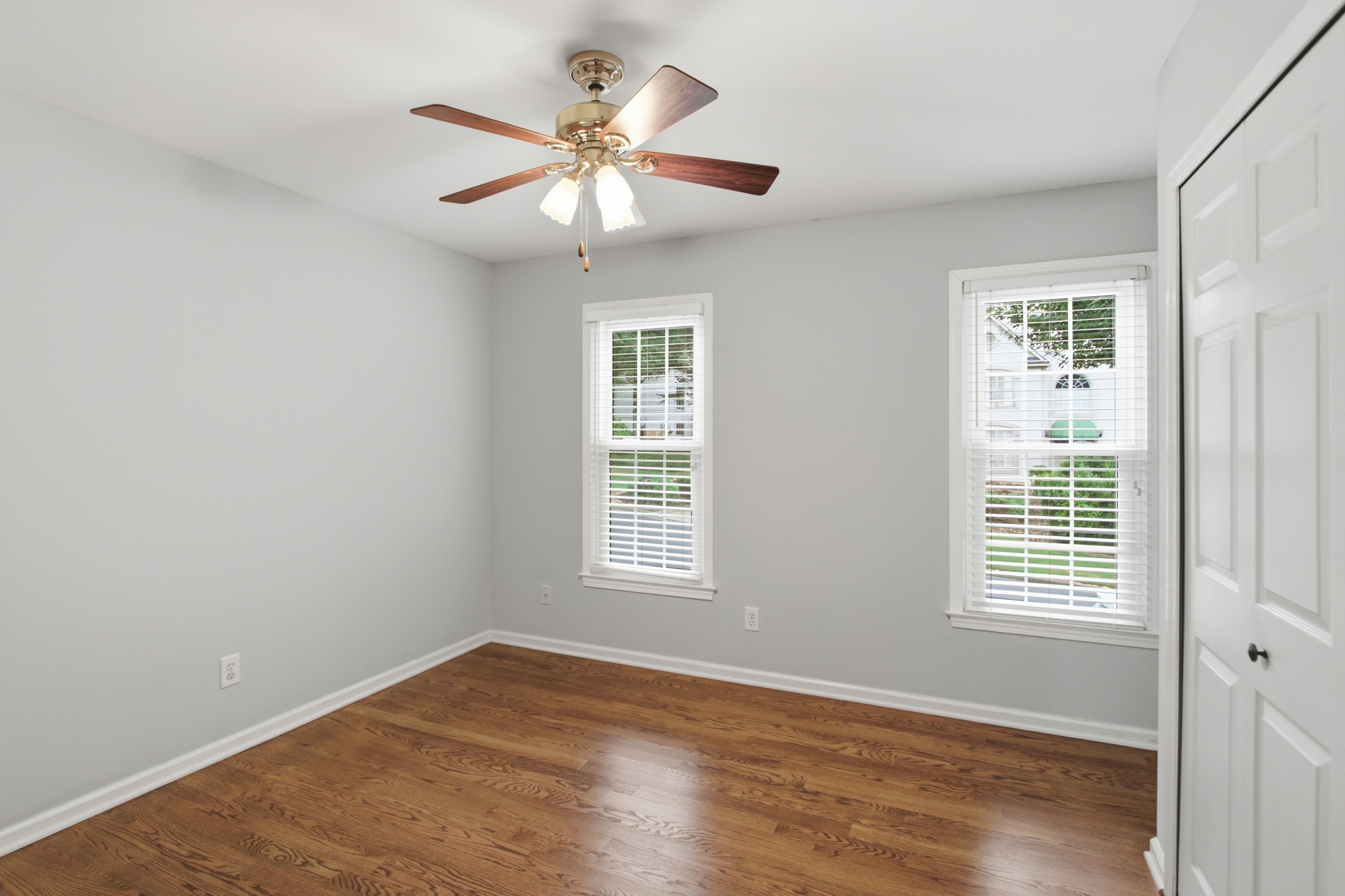 Photo 24 of 47 of 11715 Dunhill Place Dr, Johns Creek, GA