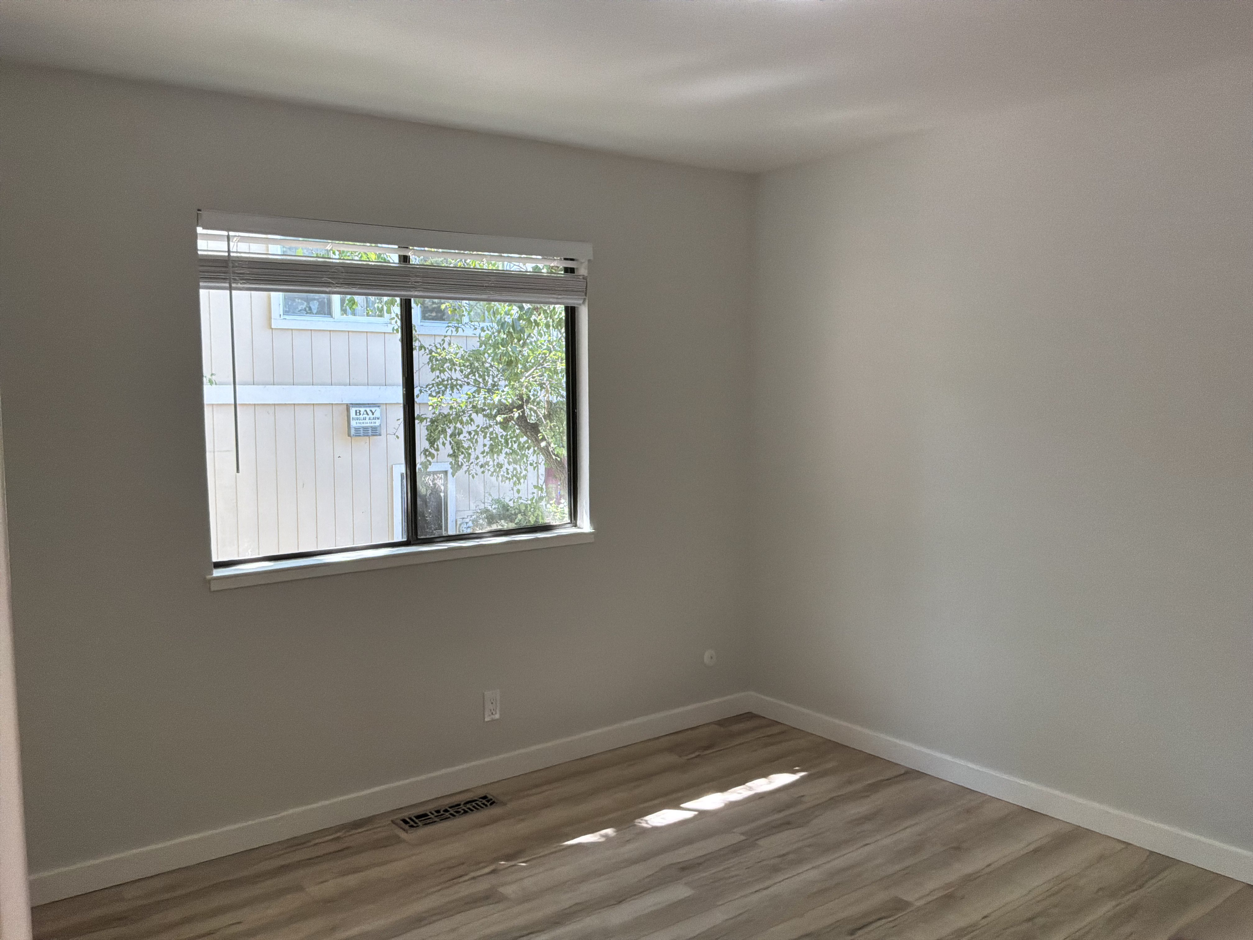 Photo 22 of 76 of 2281 Yale St, Martinez, CA
