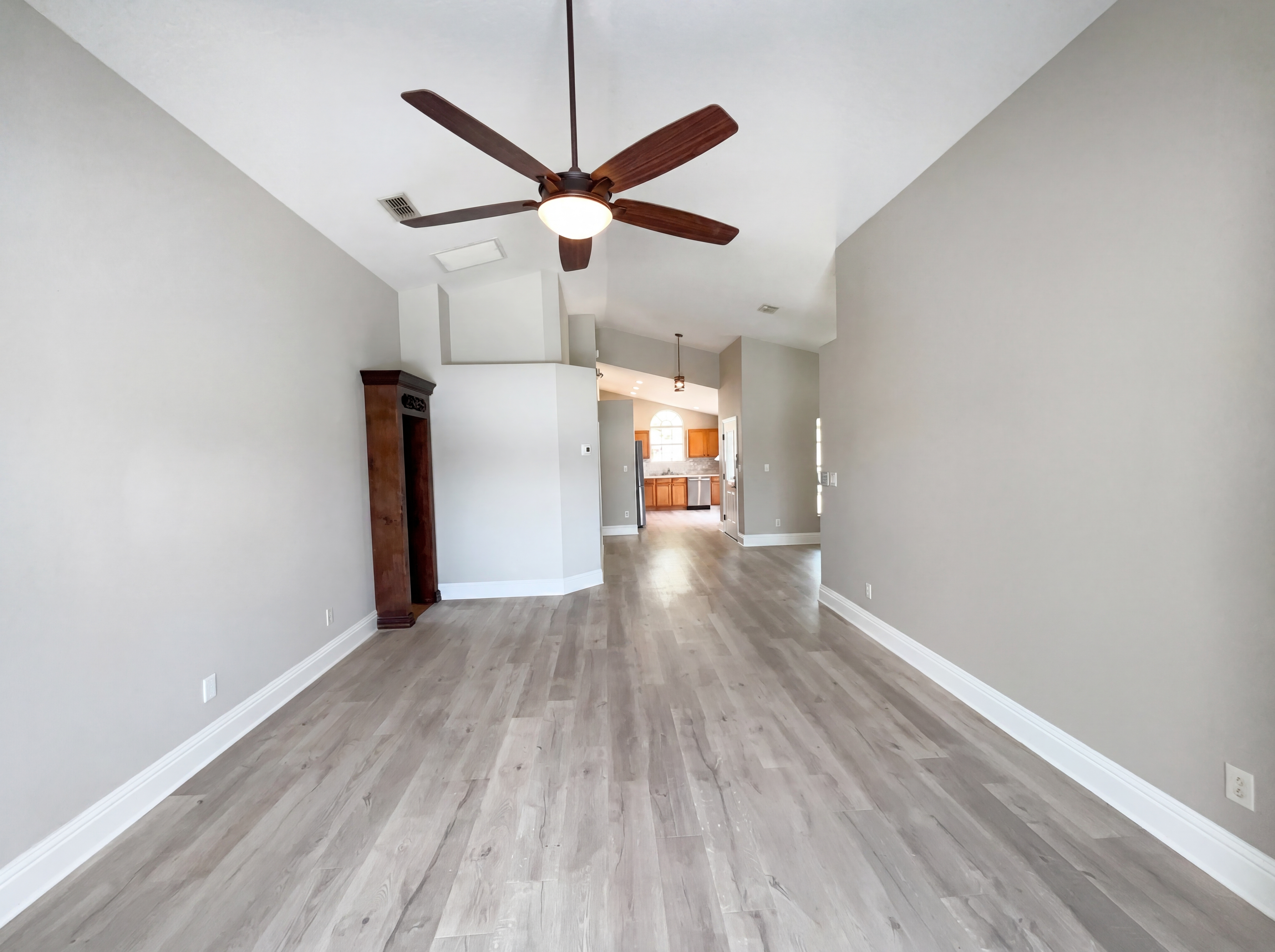 Photo 11 of 34 of 3028 Samosa Hill Cir, Clermont, FL