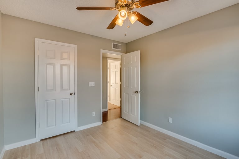 Photo 21 of 31 - 3819 E Hampton Ave, Mesa, AZ 85206