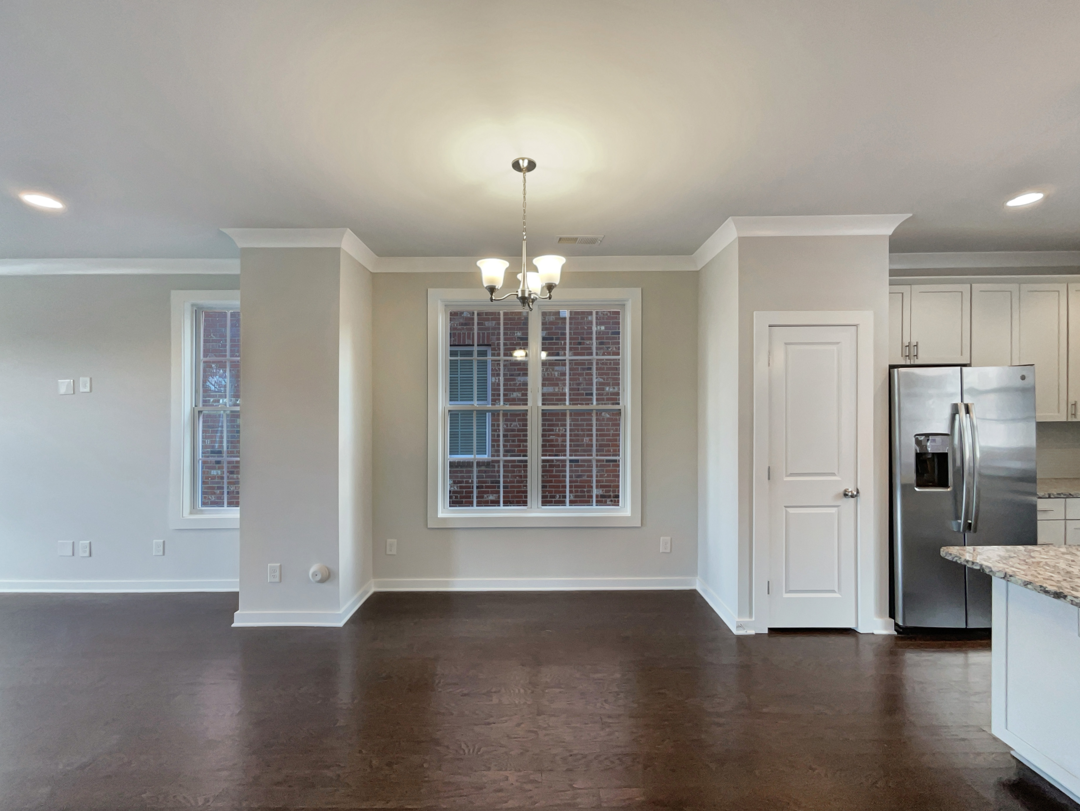 Photo 11 of 22 of 2321 Silver Crescent Dr, Charlotte, NC