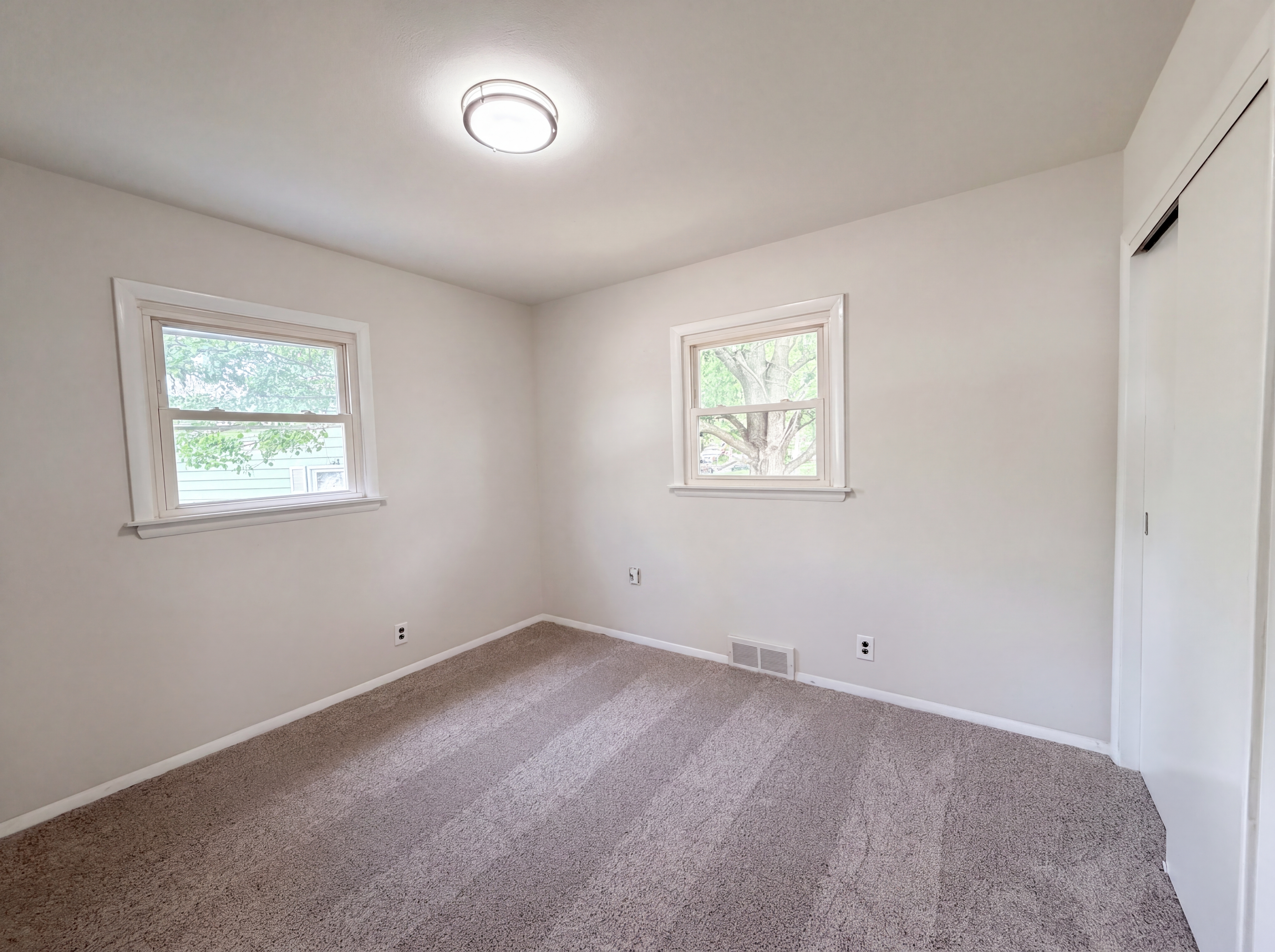 Photo 10 of 19 of 1116 Cunningham Ave, Saint Charles, MO