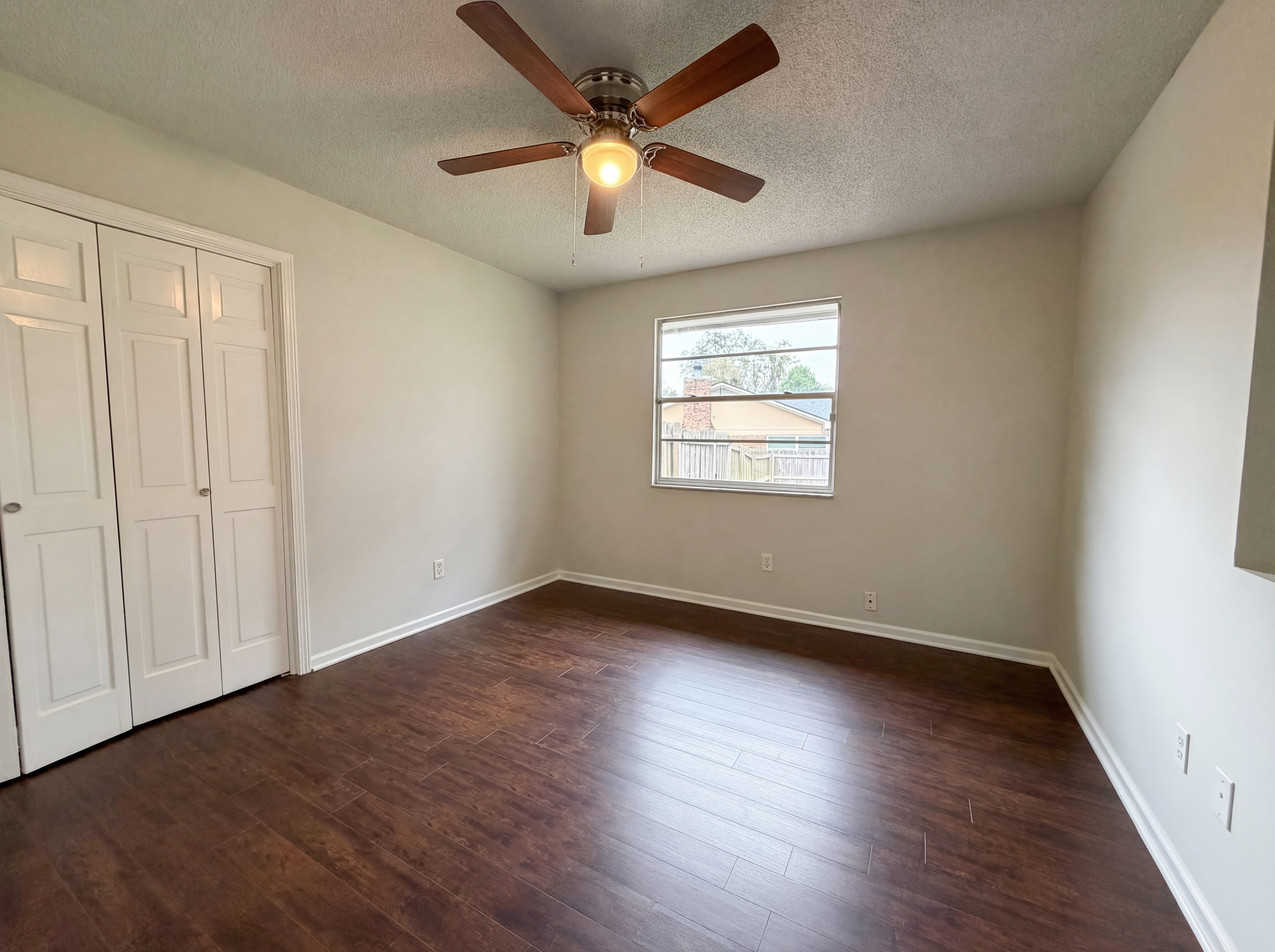 Photo 11 of 22 of 606 Gulfstream Trl S, Orange Park, FL