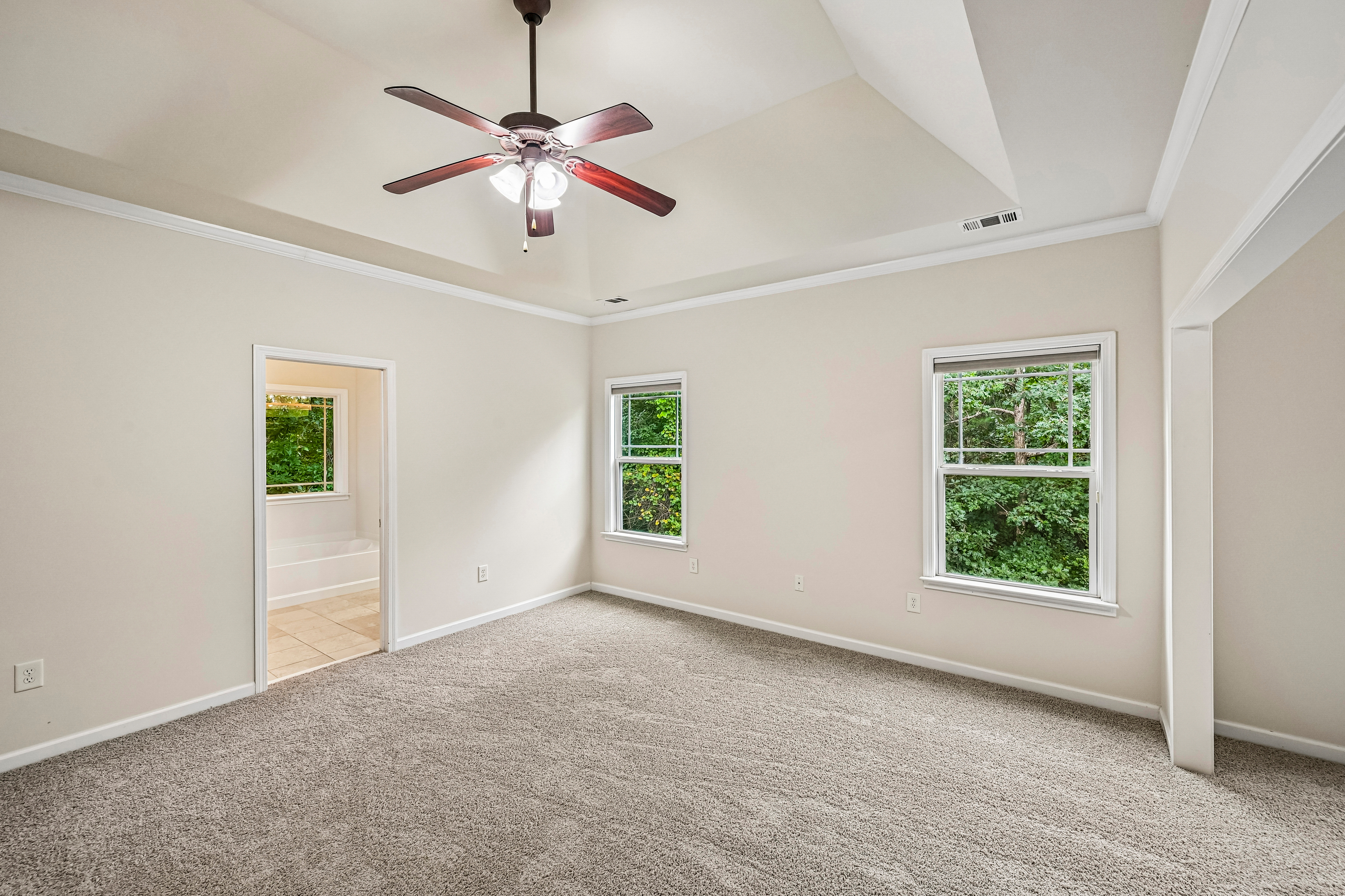 Photo 10 of 45 of 261 Potomac Dr, Dallas, GA