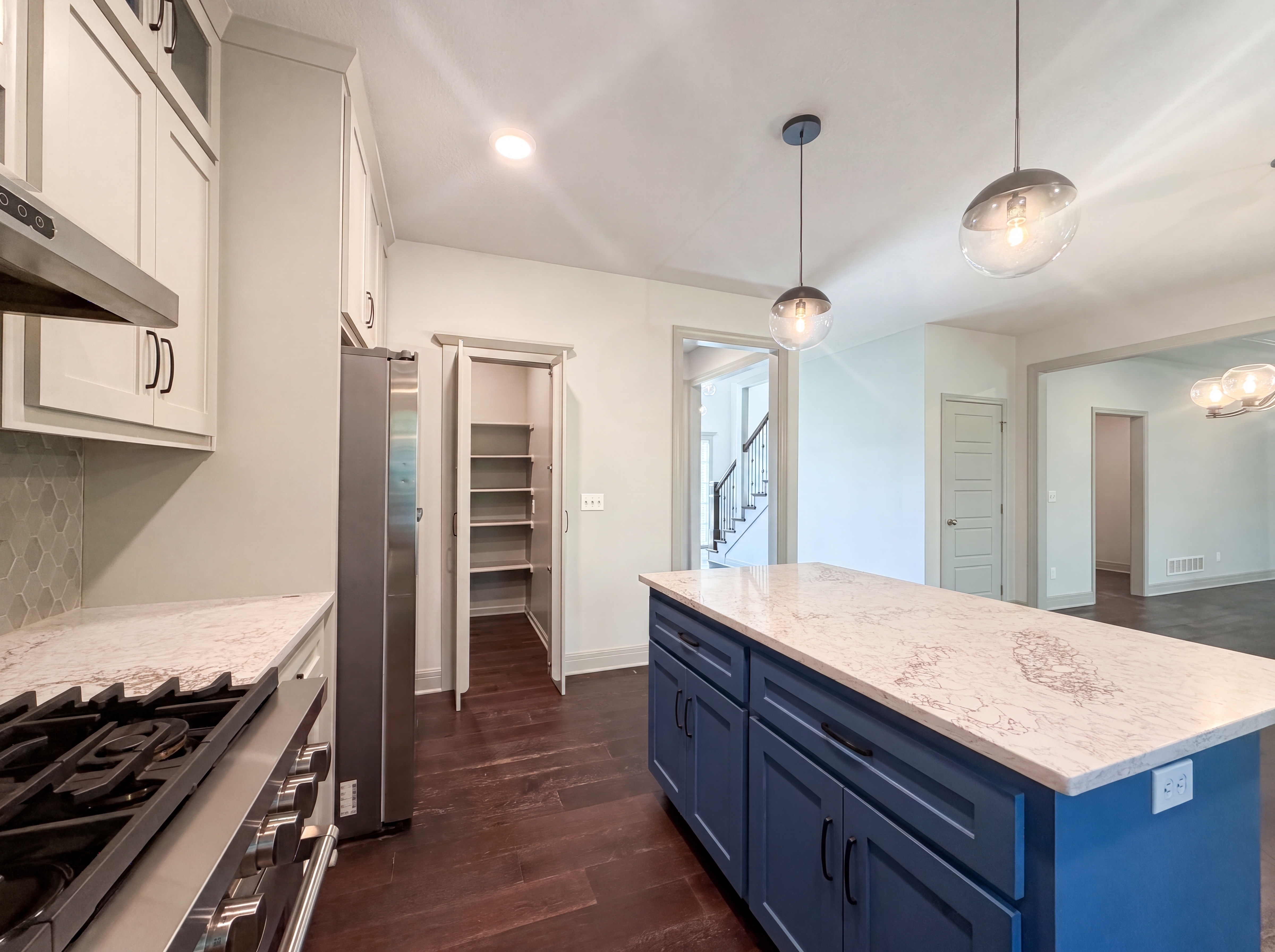 Photo 7 of 34 of 7540 N Amity Ave, Kansas City, MO