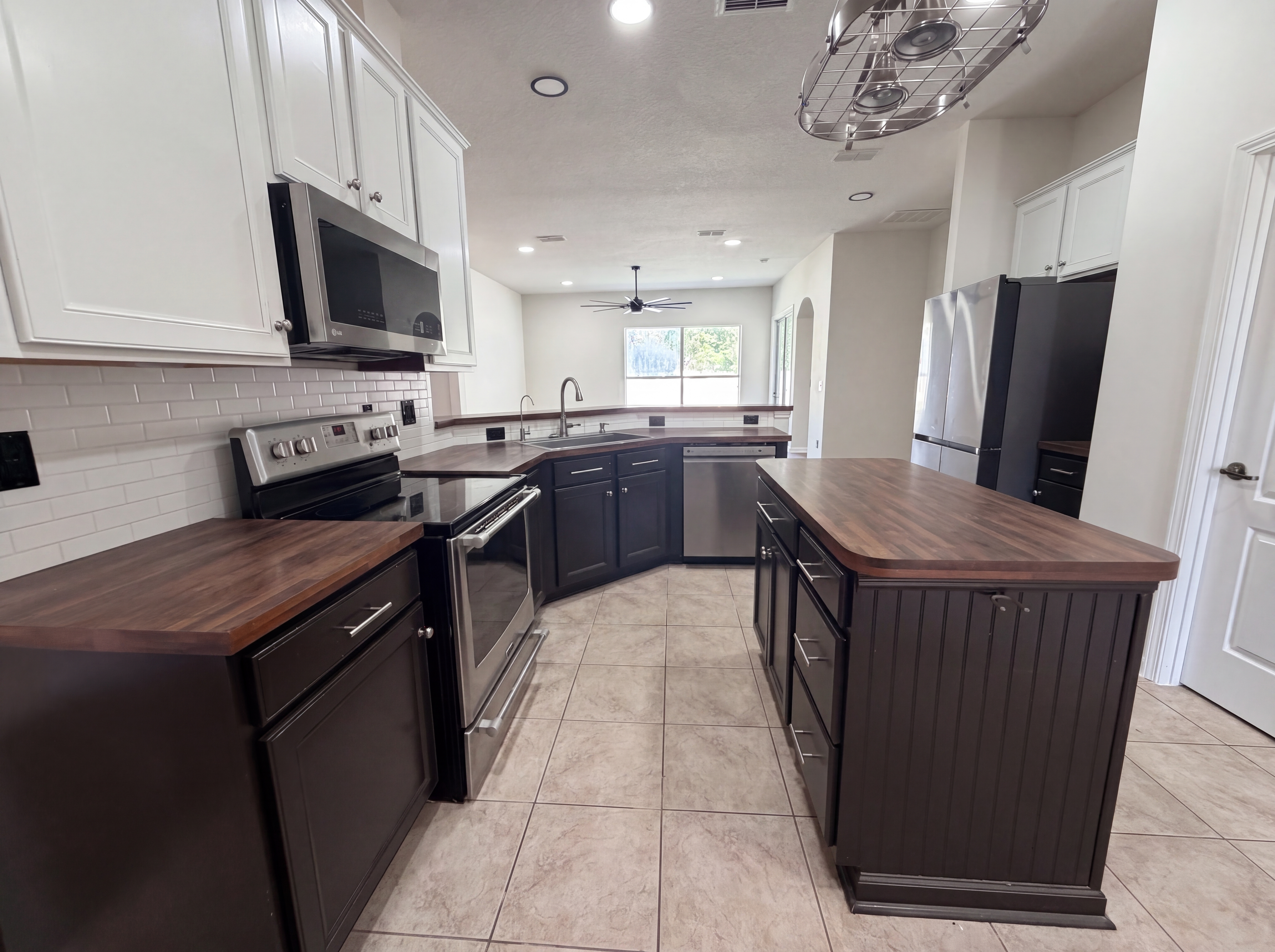 Photo 2 of 21 of 45168 Ingleham Cir, Callahan, FL