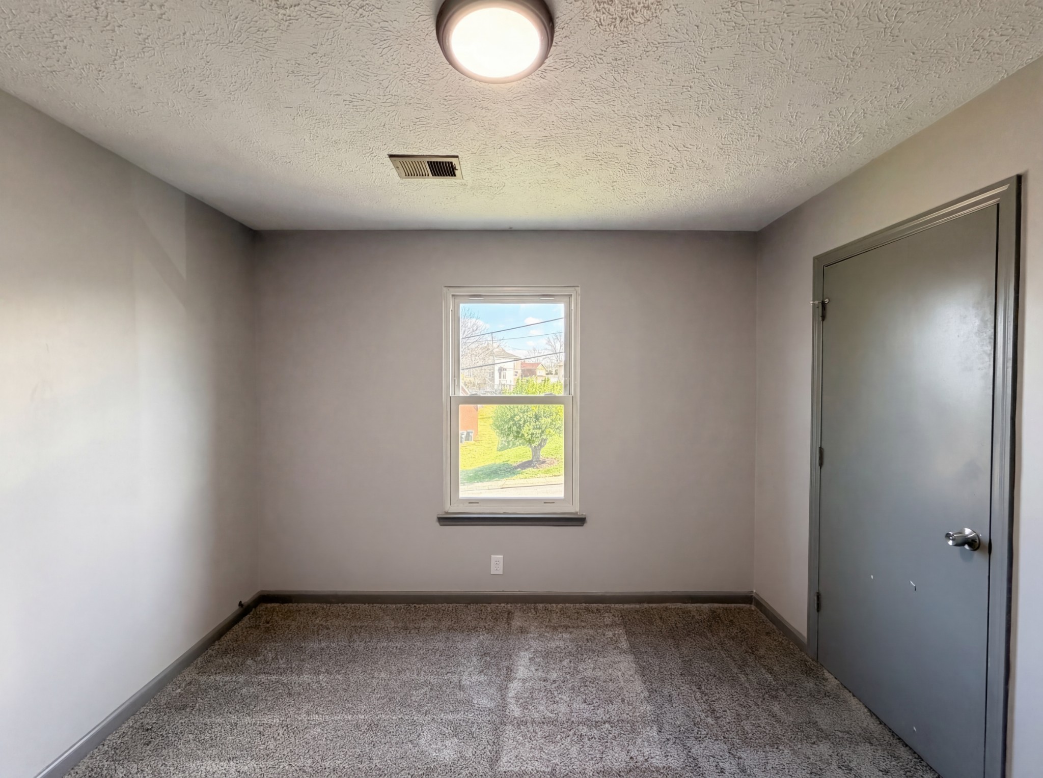 Photo 13 of 21 of 2976 Claymille Blvd, Nashville, TN