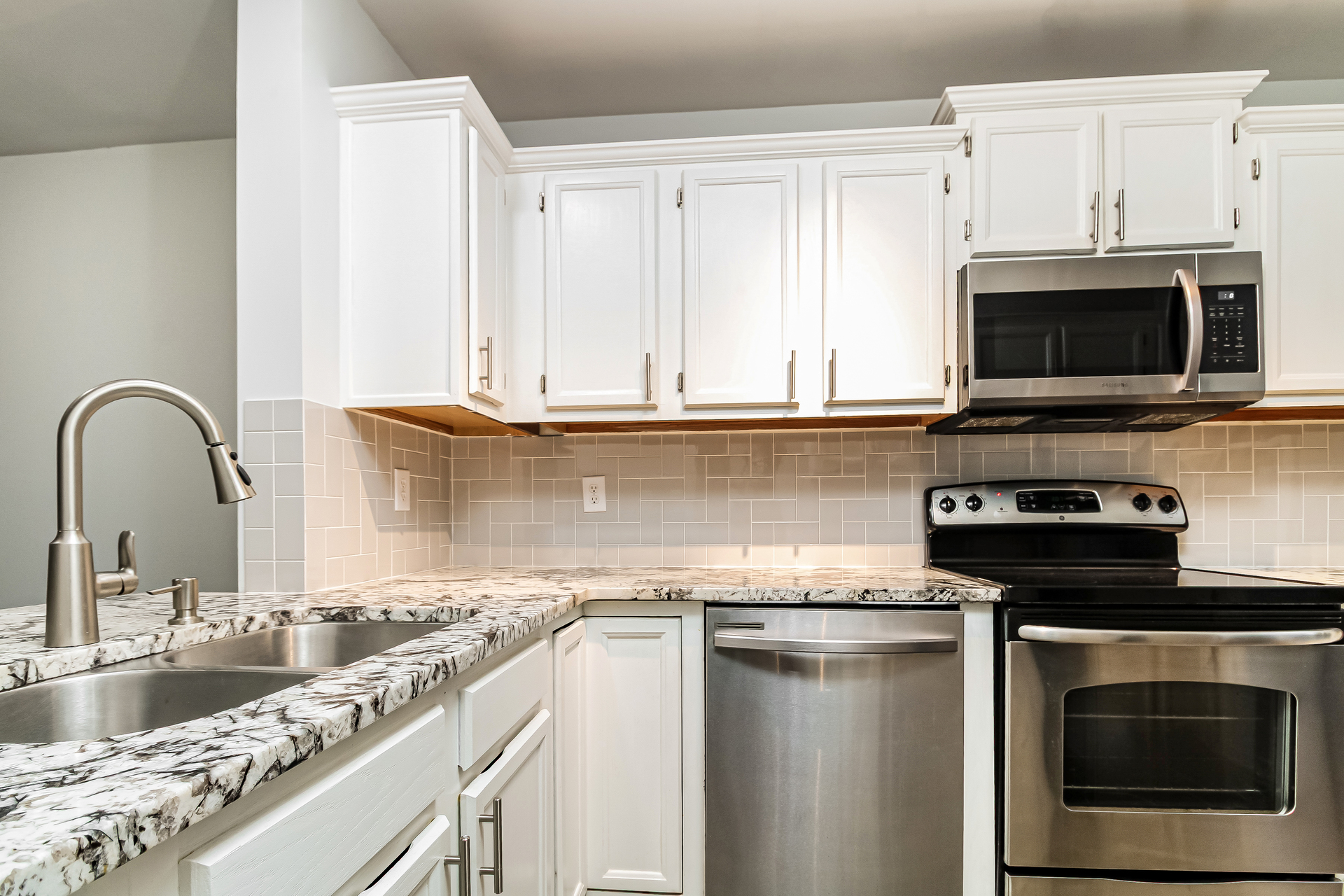 Photo 11 of 22 of 903 Reserve Way, Summerville, SC