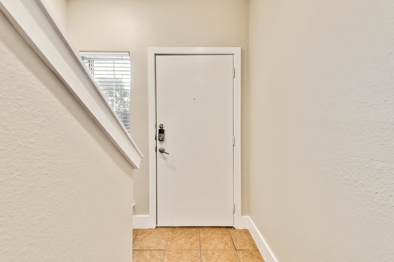 Photo 14 of 20 - 1606 Jensen Ct, Dallas, TX 75204