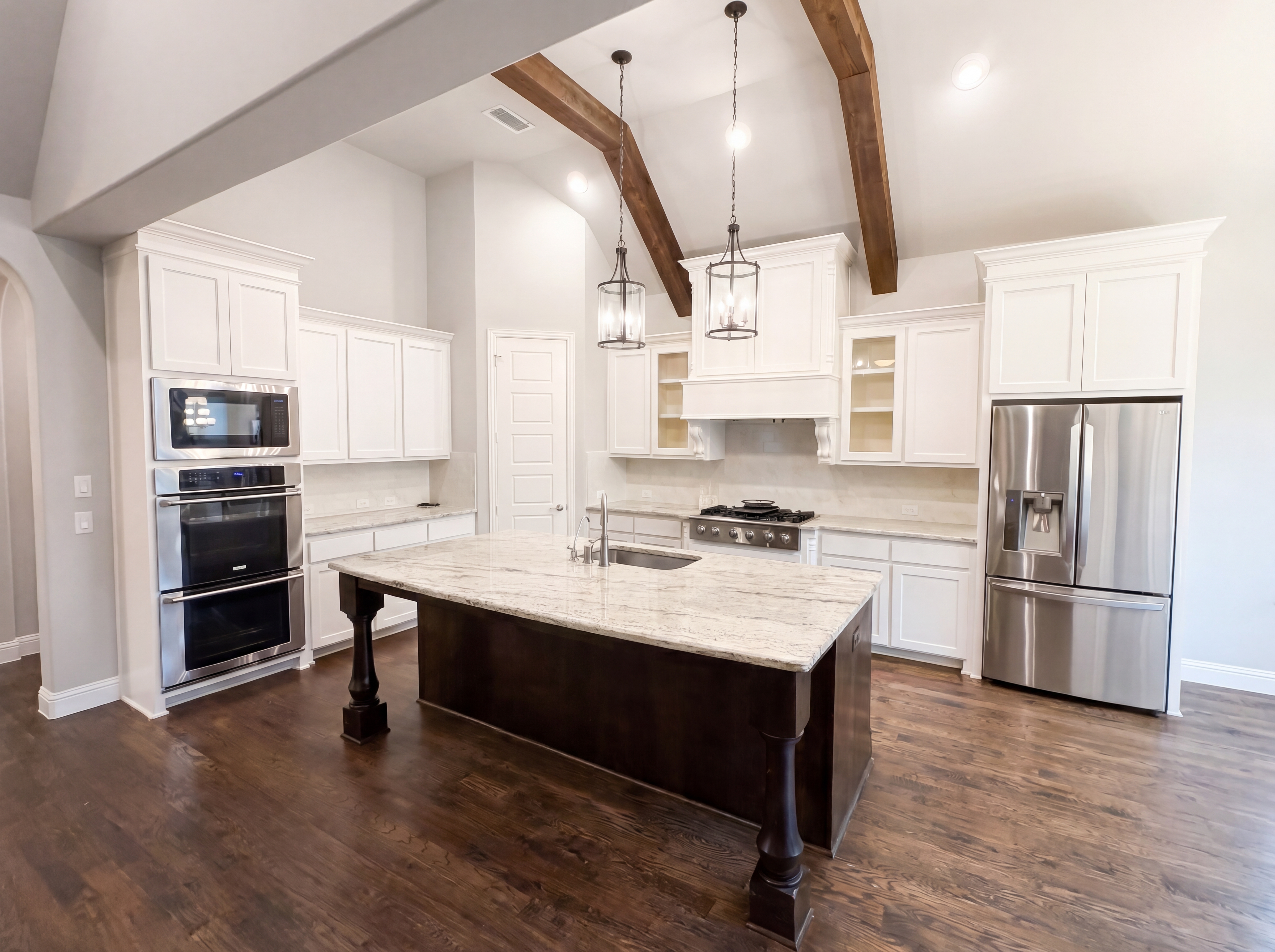 Photo 9 of 30 of 6452 Crystal Creek Dr, Frisco, TX