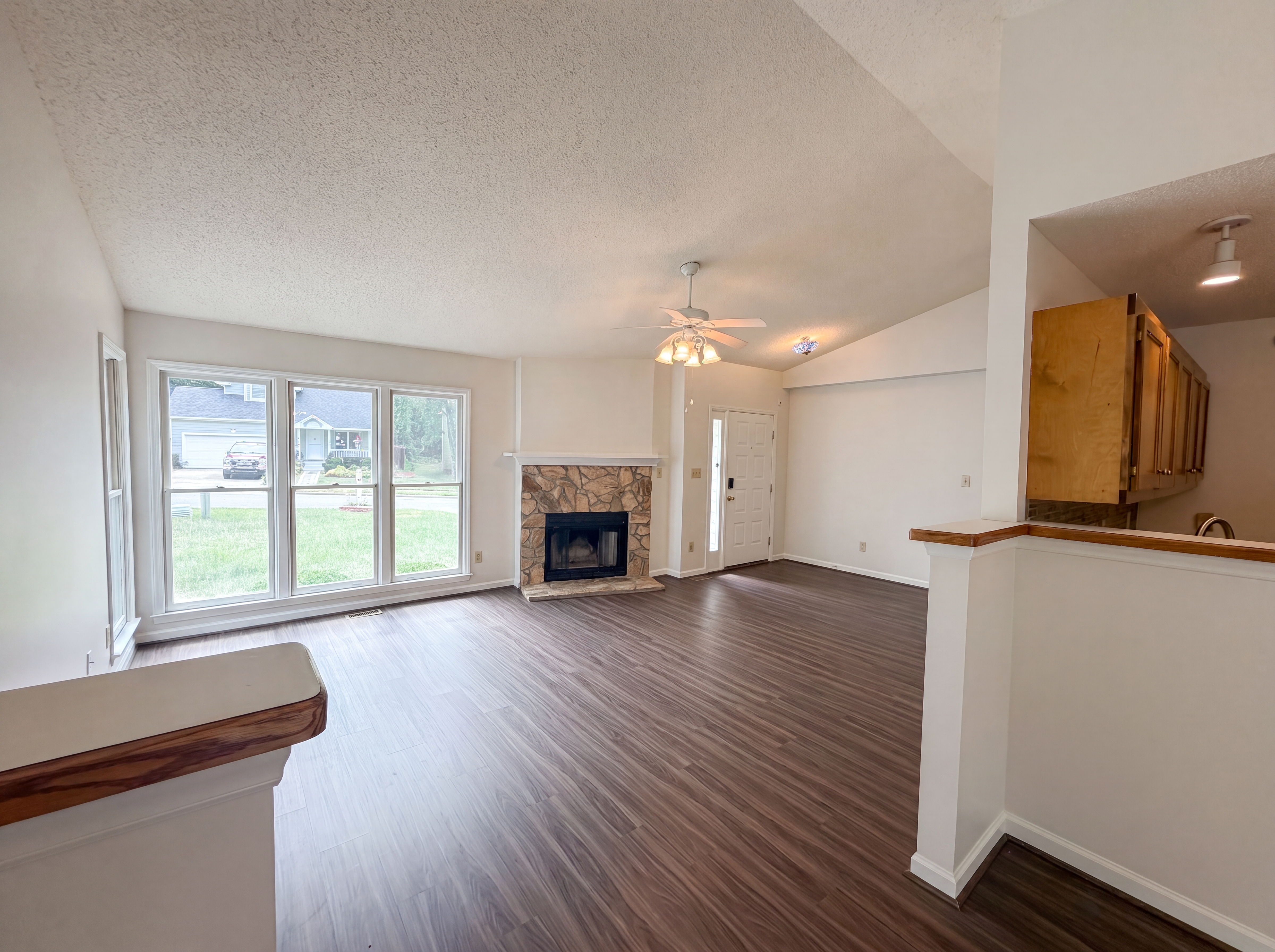 Photo 6 of 17 of 3117 Verdugo Dr, Raleigh, NC