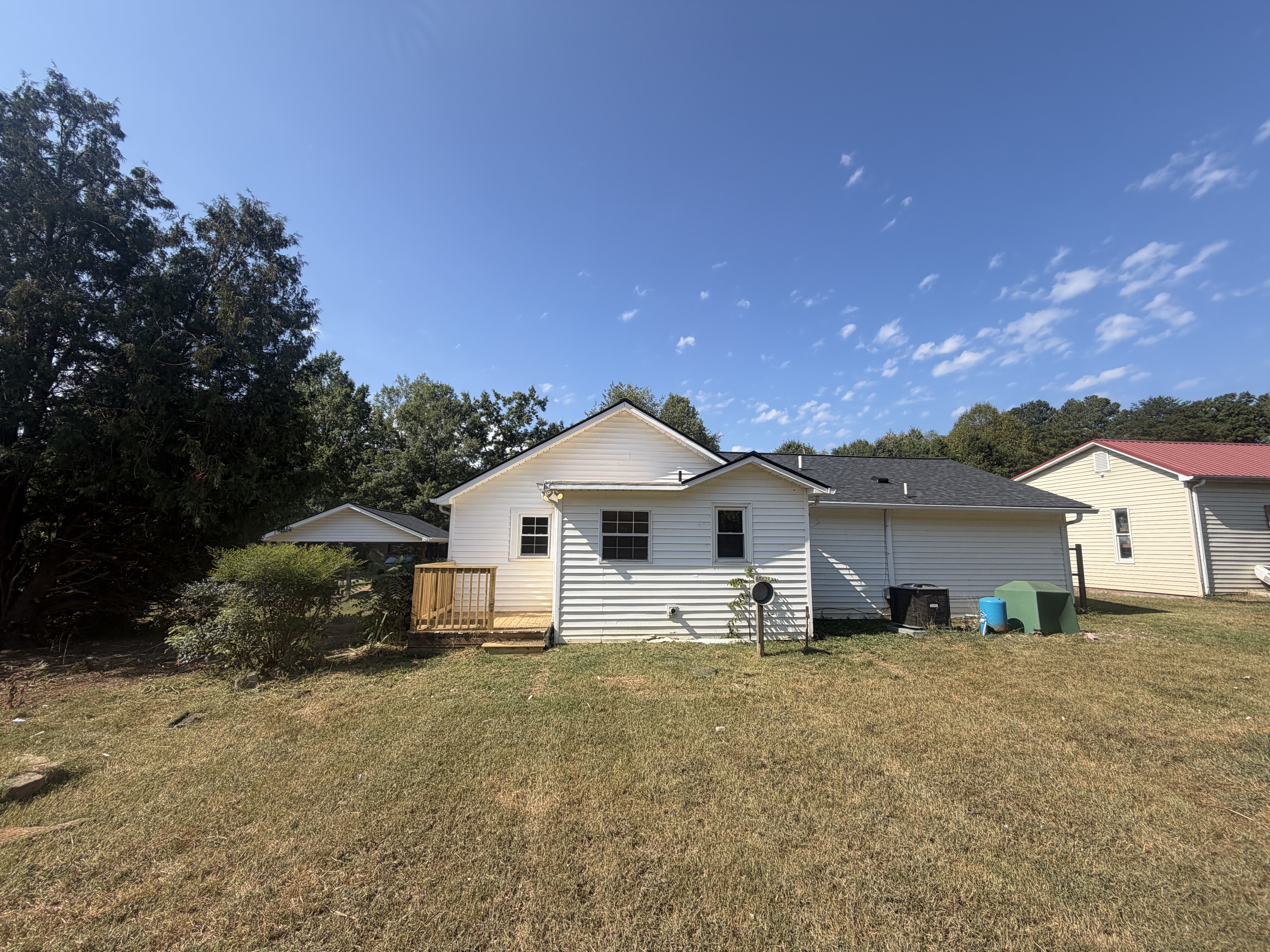 Photo 5 of 18 of 1137 Harrison Crossroad Loop, Reidsville, NC