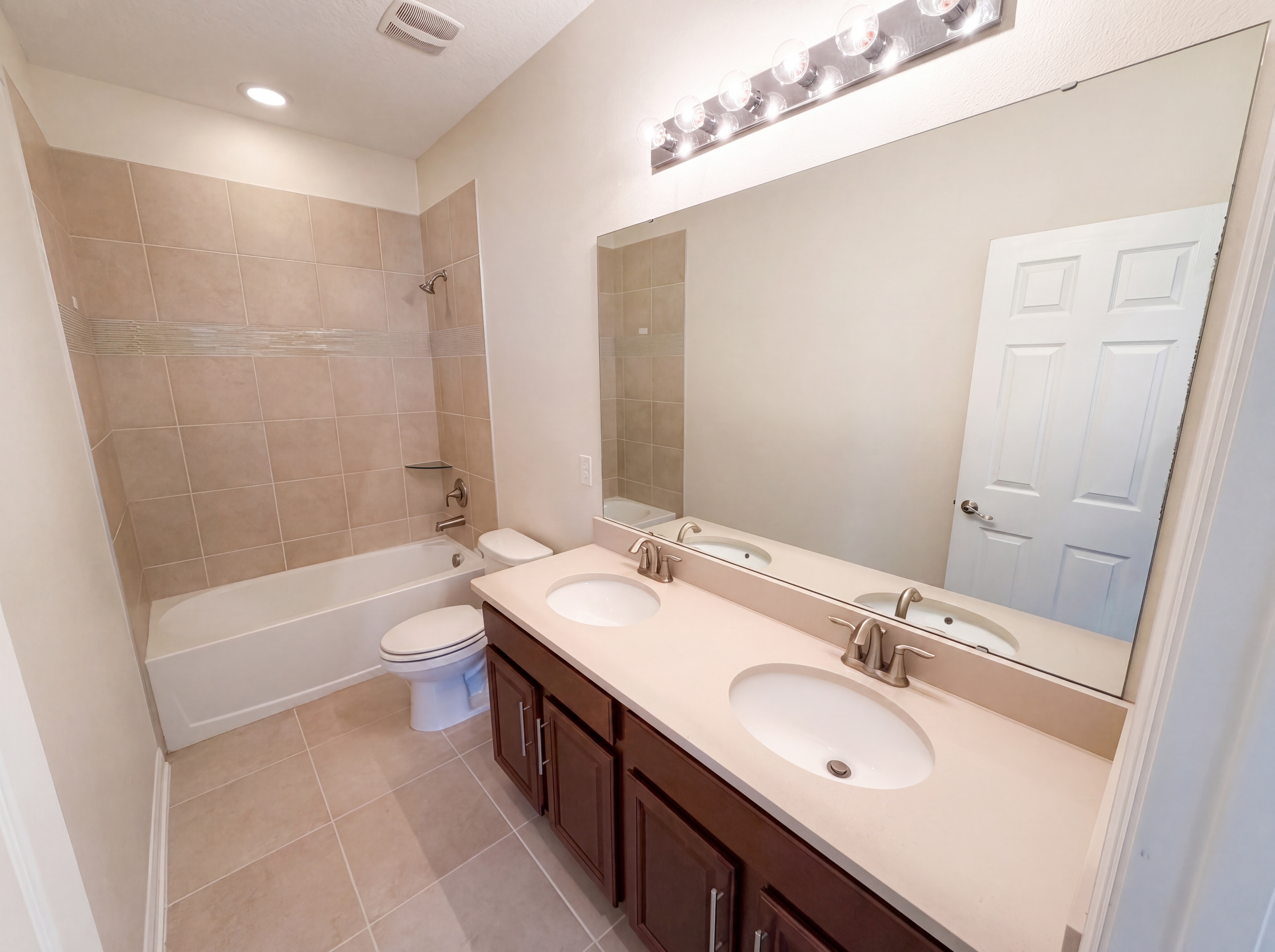 Photo 24 of 37 of 1811 Henley St, Saint Cloud, FL