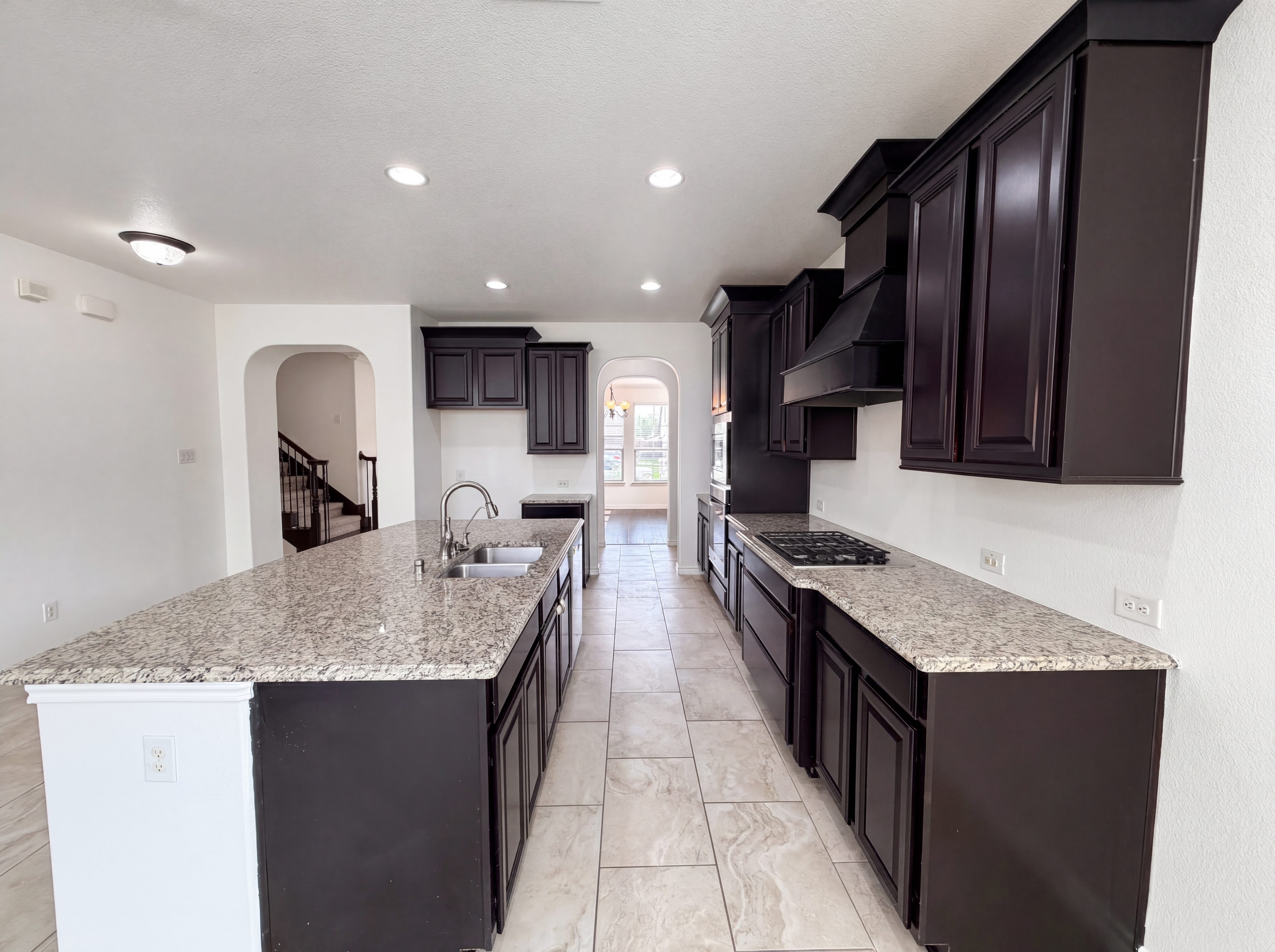 Photo 2 of 37 of 8312 Snow Goose Way, Fort Worth, TX