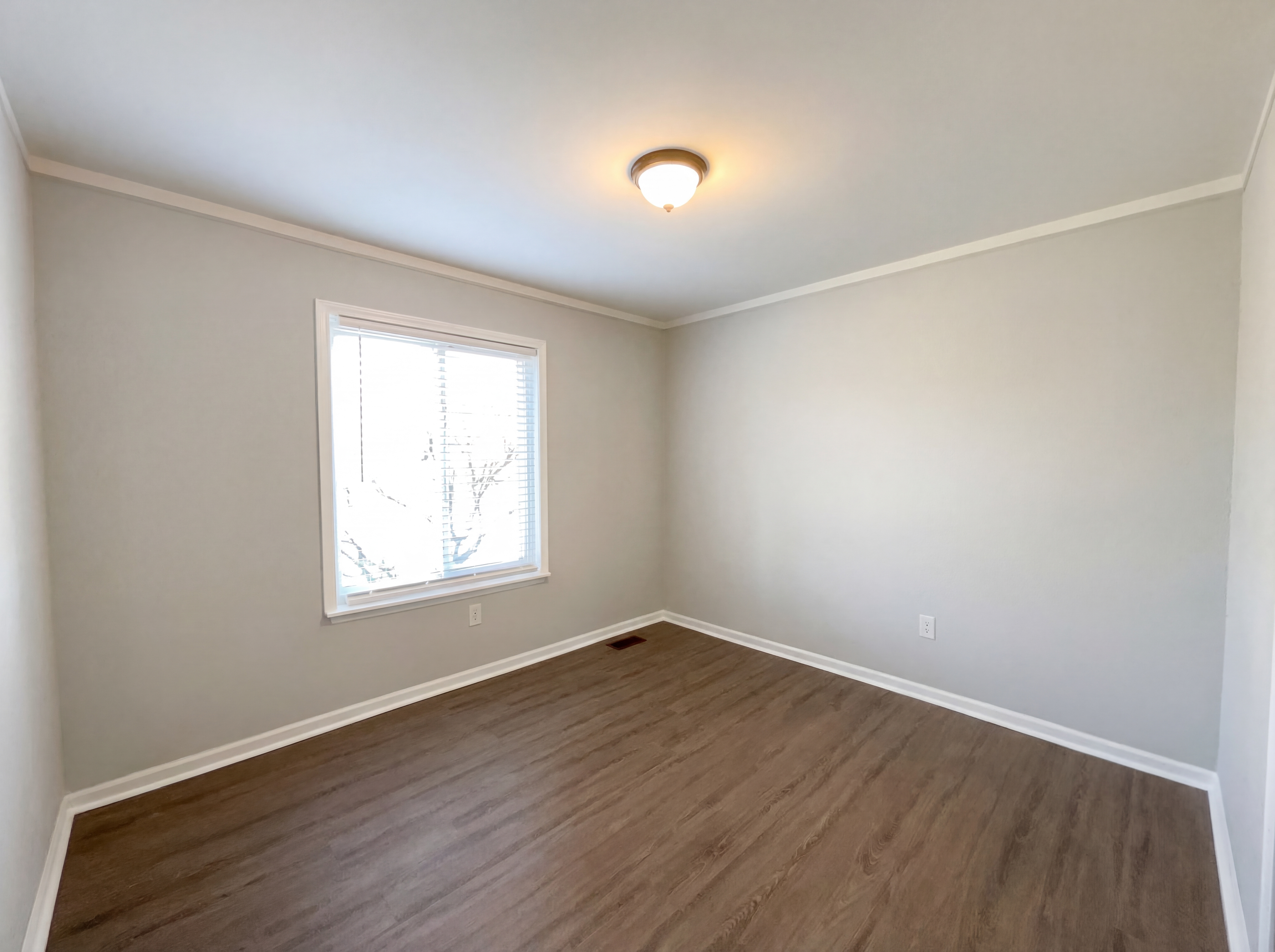 Photo 4 of 19 of 42195 Fairview Dr, Canton, MI