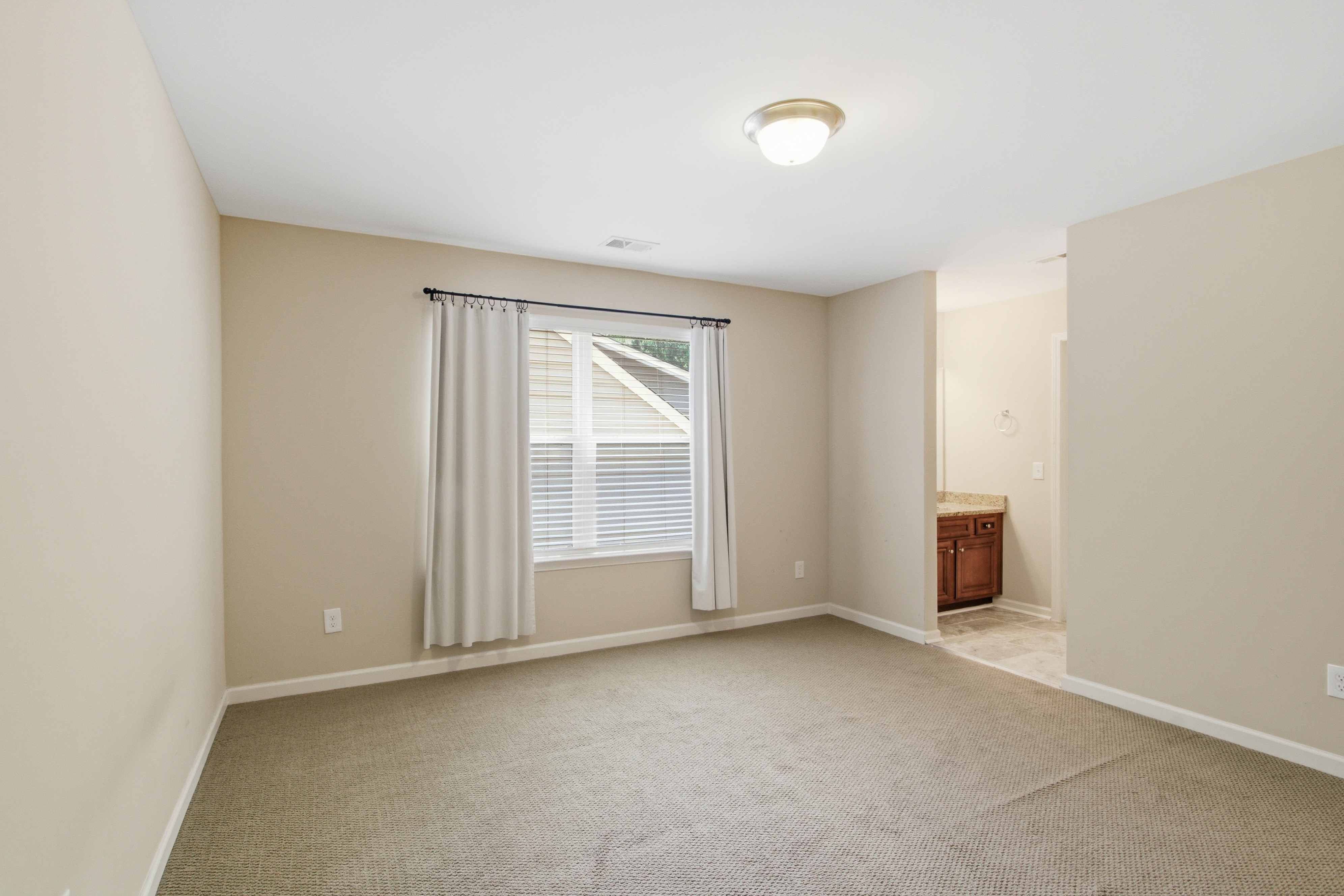 Photo 24 of 37 of 5047 Little Harbor Way, Acworth, GA