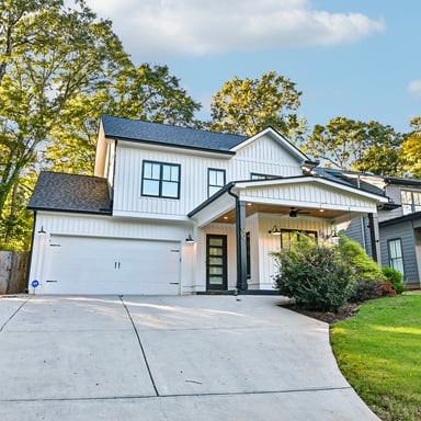 Property photo 1 of 2073 Candler Road SE
