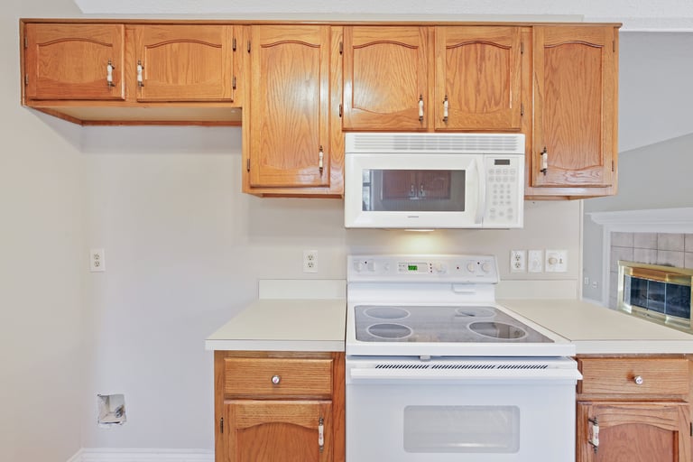 Photo 10 of 25 - 6204 Avanti Dr, Arlington, TX 76001