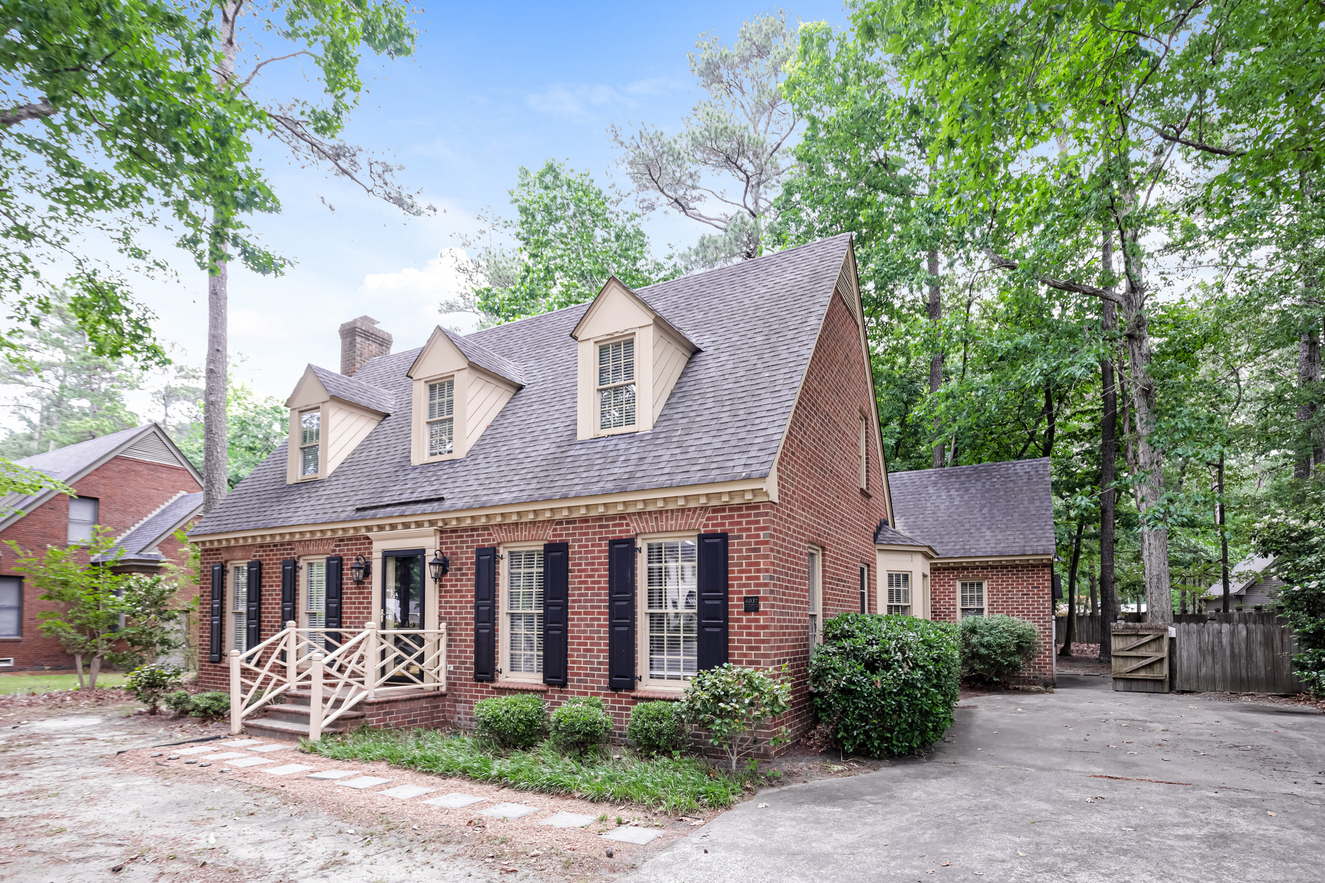 Photo 6 of 22 of 4037 Brassfield Dr, Rocky Mount, NC