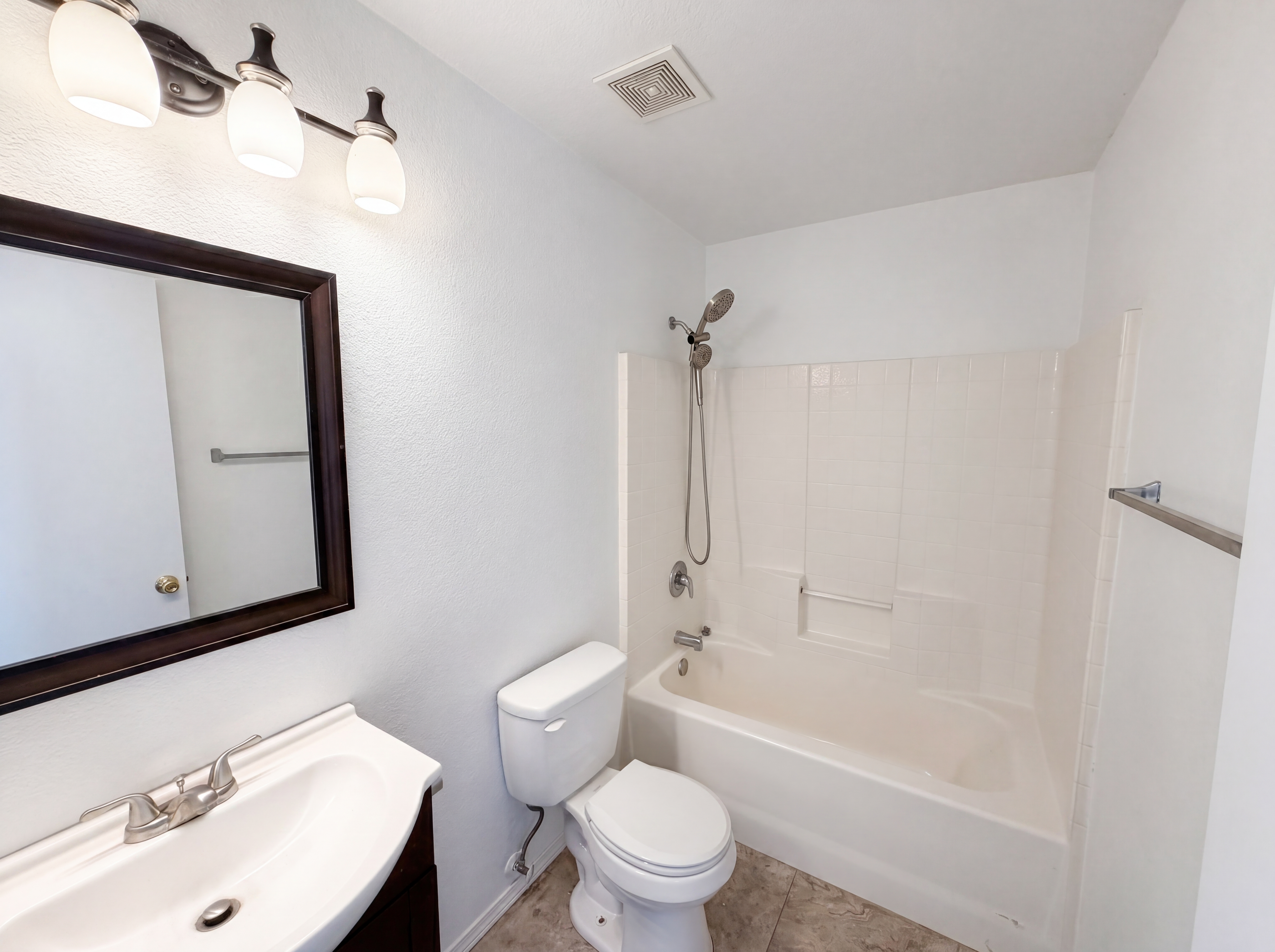 Photo 13 of 23 of 727 E Mahoney Cir, Buckeye, AZ