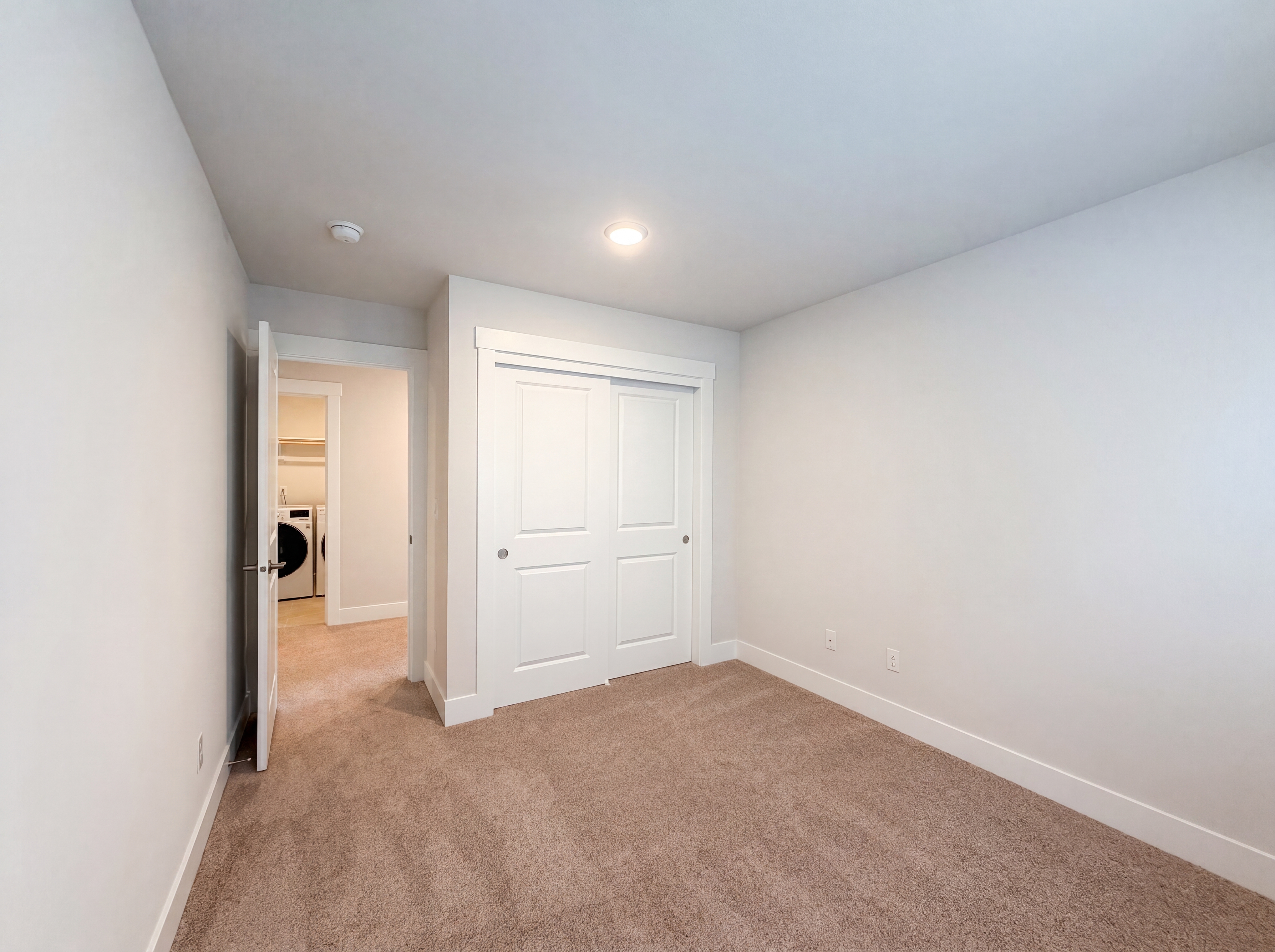 Photo 12 of 24 of 12706 SW Incline Dr, Beaverton, OR