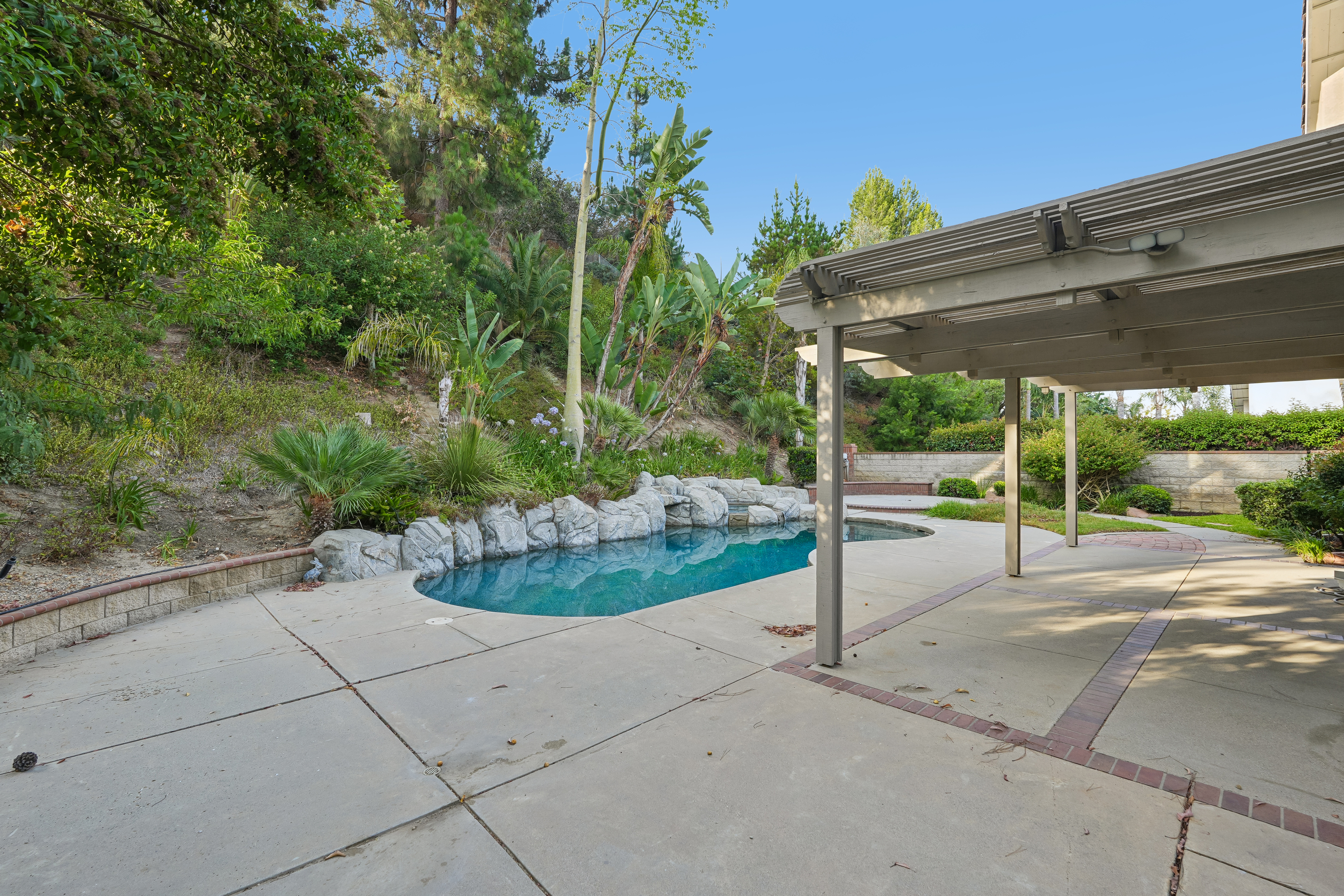 Photo 6 of 30 of 3810 San Antonio Rd, Yorba Linda, CA