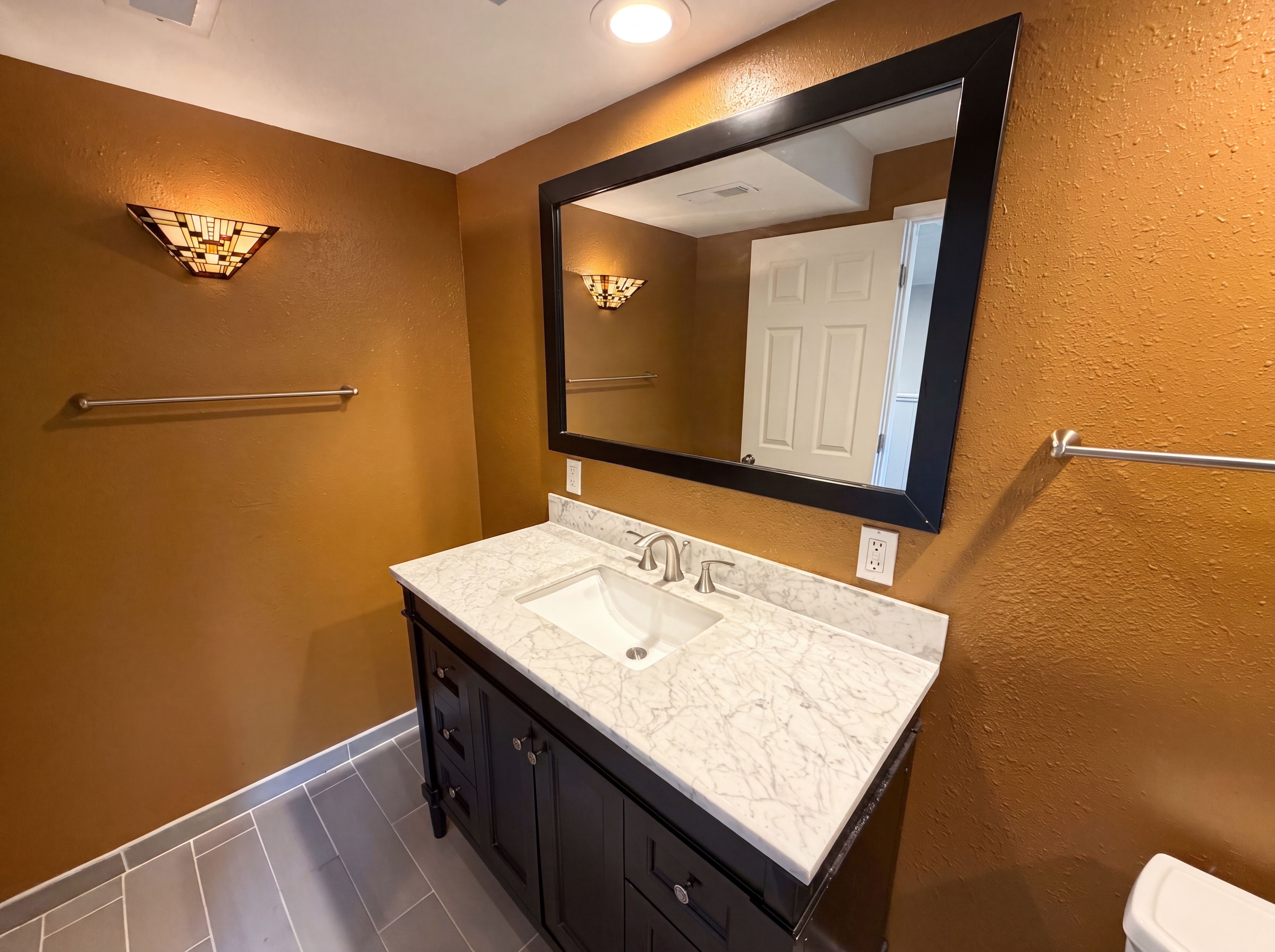 Photo 16 of 26 of 10661 Quail Ct, Broomfield, CO