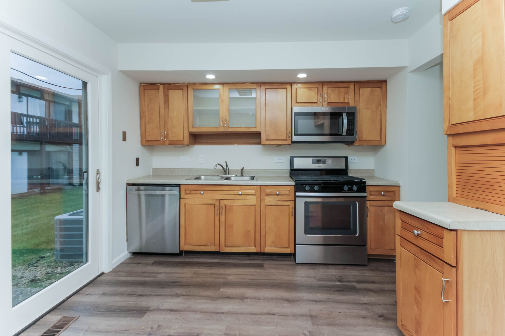 Photo 9 of 42 of 4133 193rd St, Country Club Hills, IL