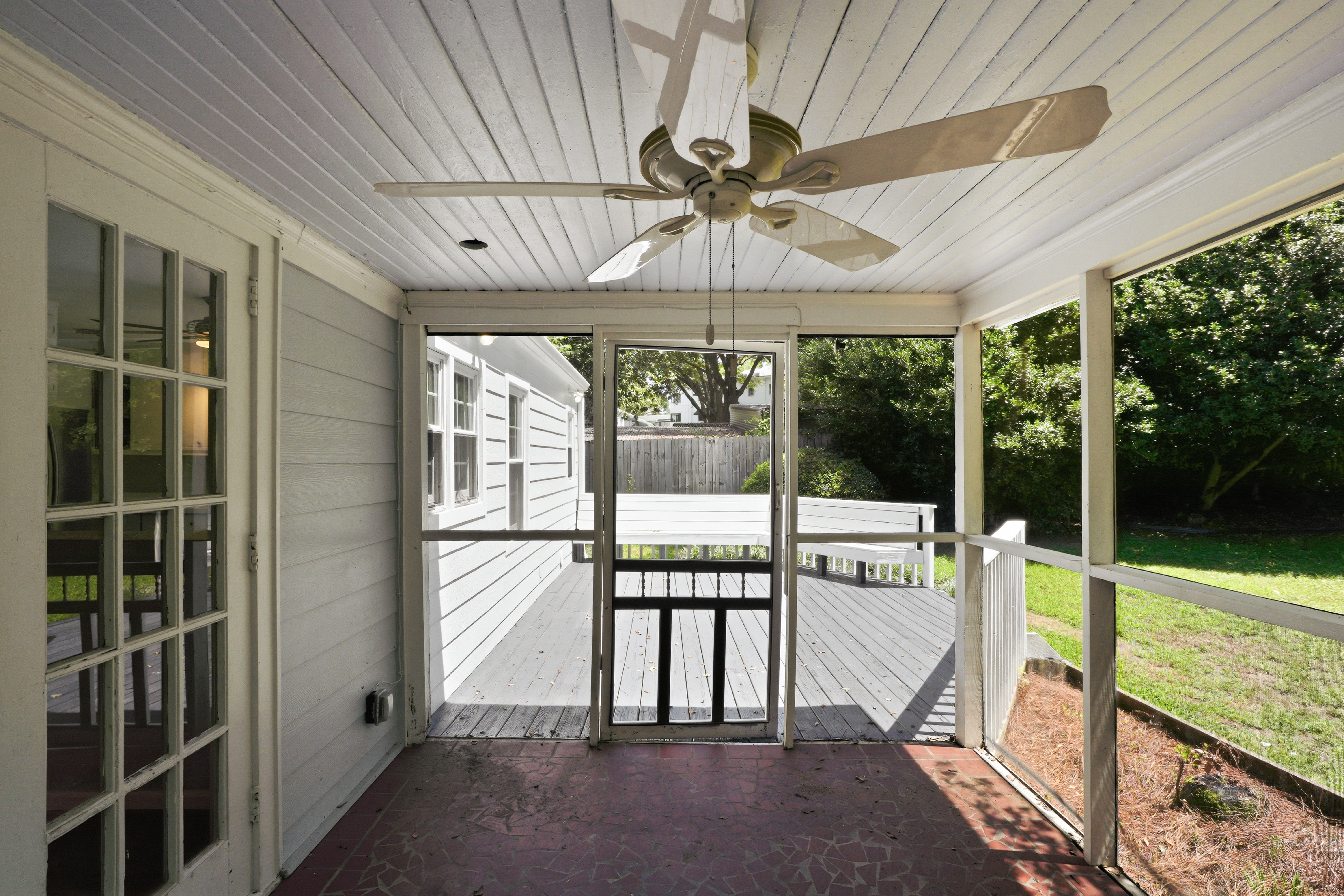Photo 20 of 25 of 1347 Chalmette Dr NE, Atlanta, GA