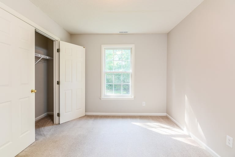 Photo 11 of 16 - 100 Spring Peak Ct, Holly Springs, NC 27540