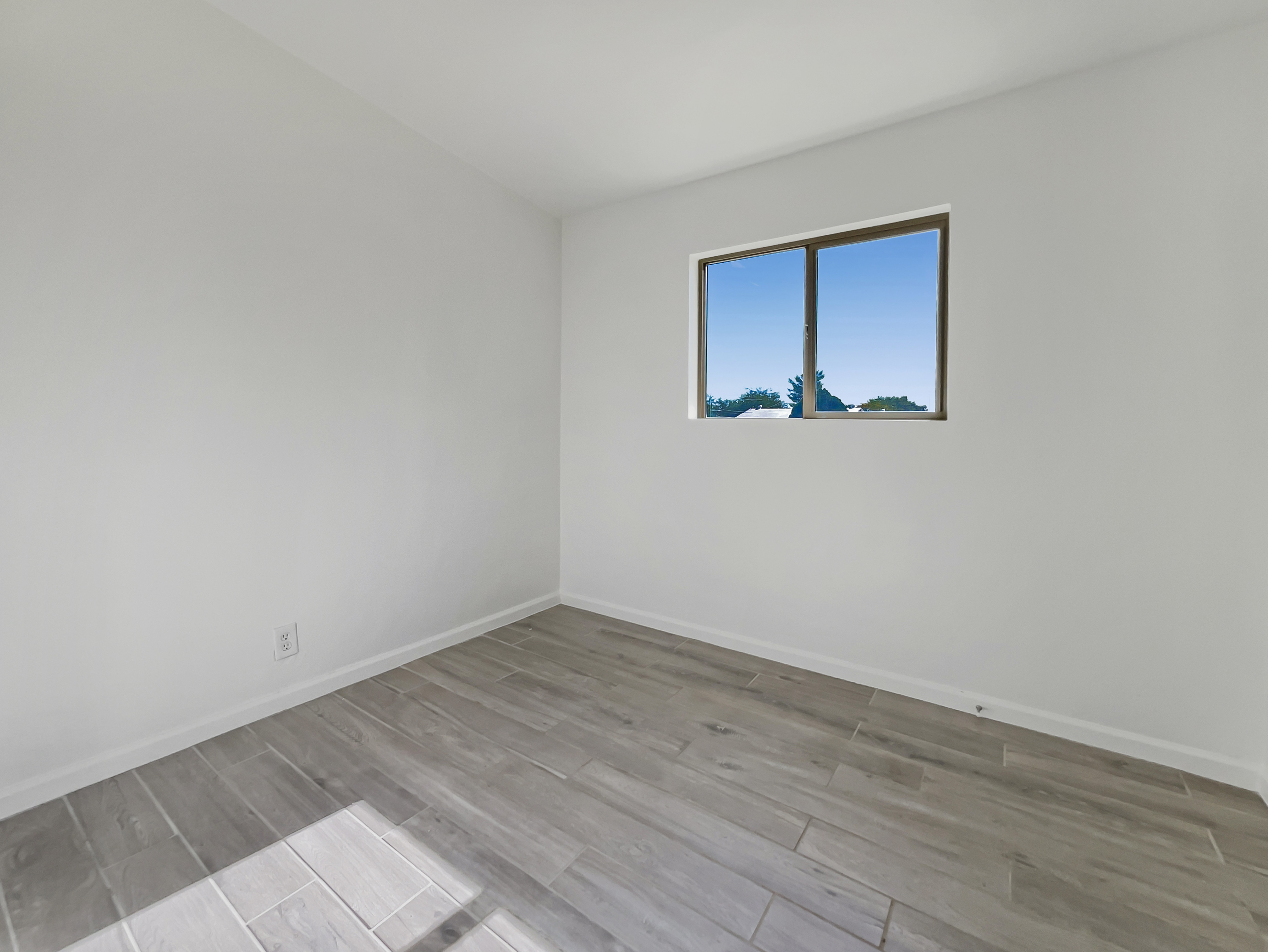 Photo 13 of 17 of 802 W Tipton Dr, Tucson, AZ
