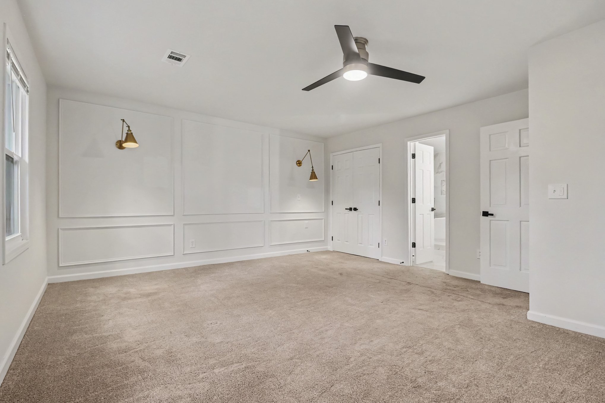 Photo 4 of 20 of 1772 Huntingford Dr, Marietta, GA