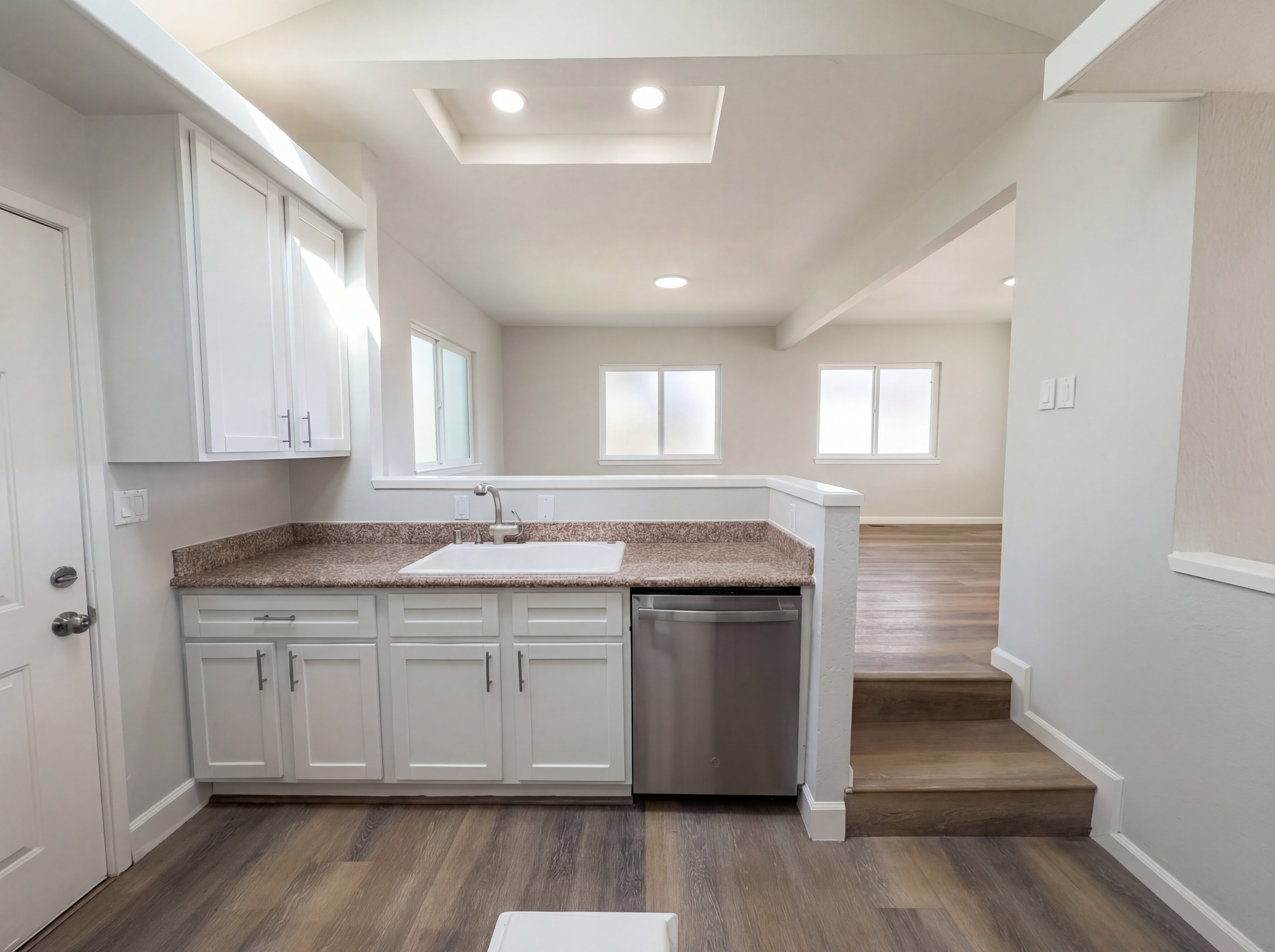 Photo 21 of 43 of 2291 Yale St, Martinez, CA