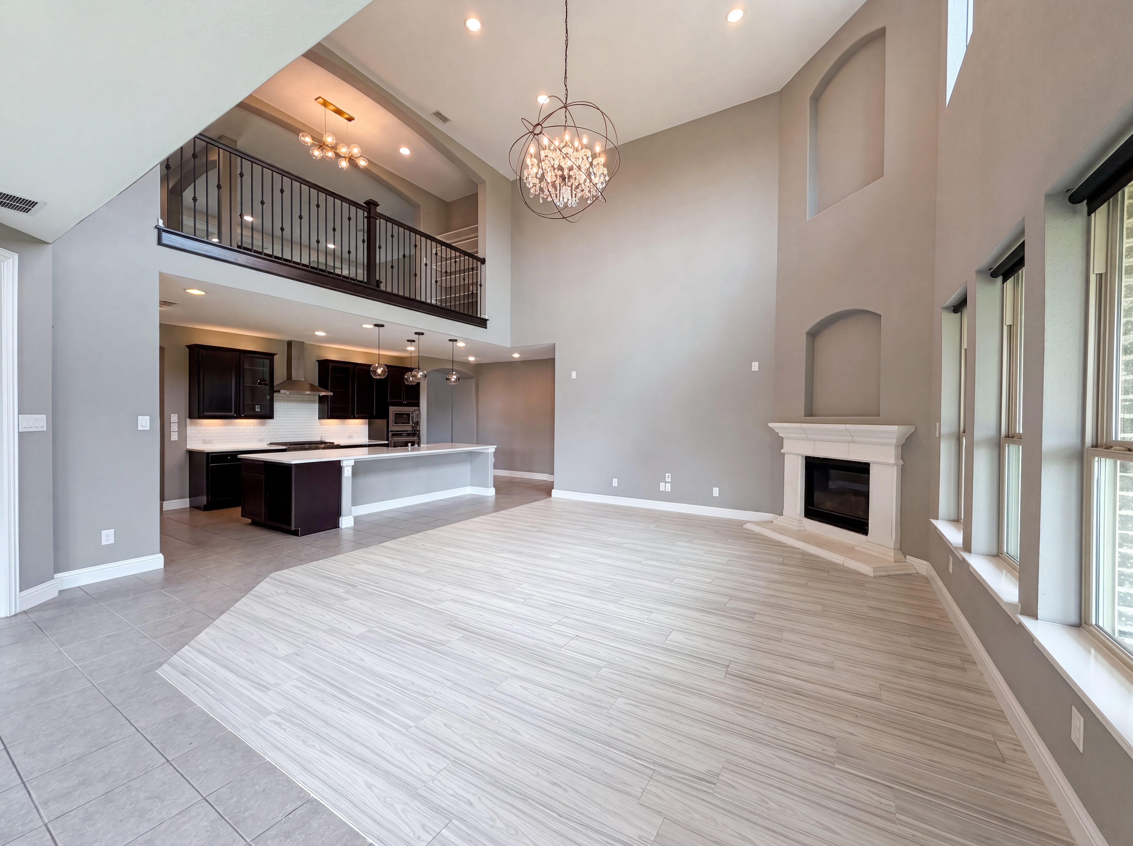 Photo 31 of 42 of 7221 Durand Dr, Irving, TX